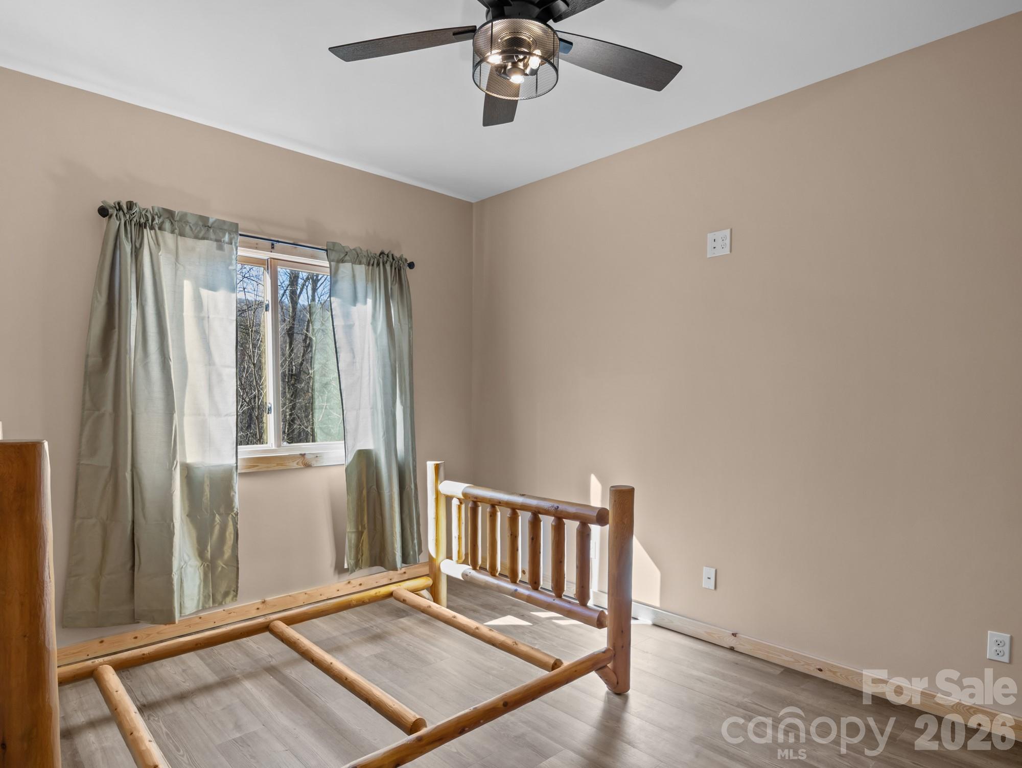 Thermal View Heights - Residential