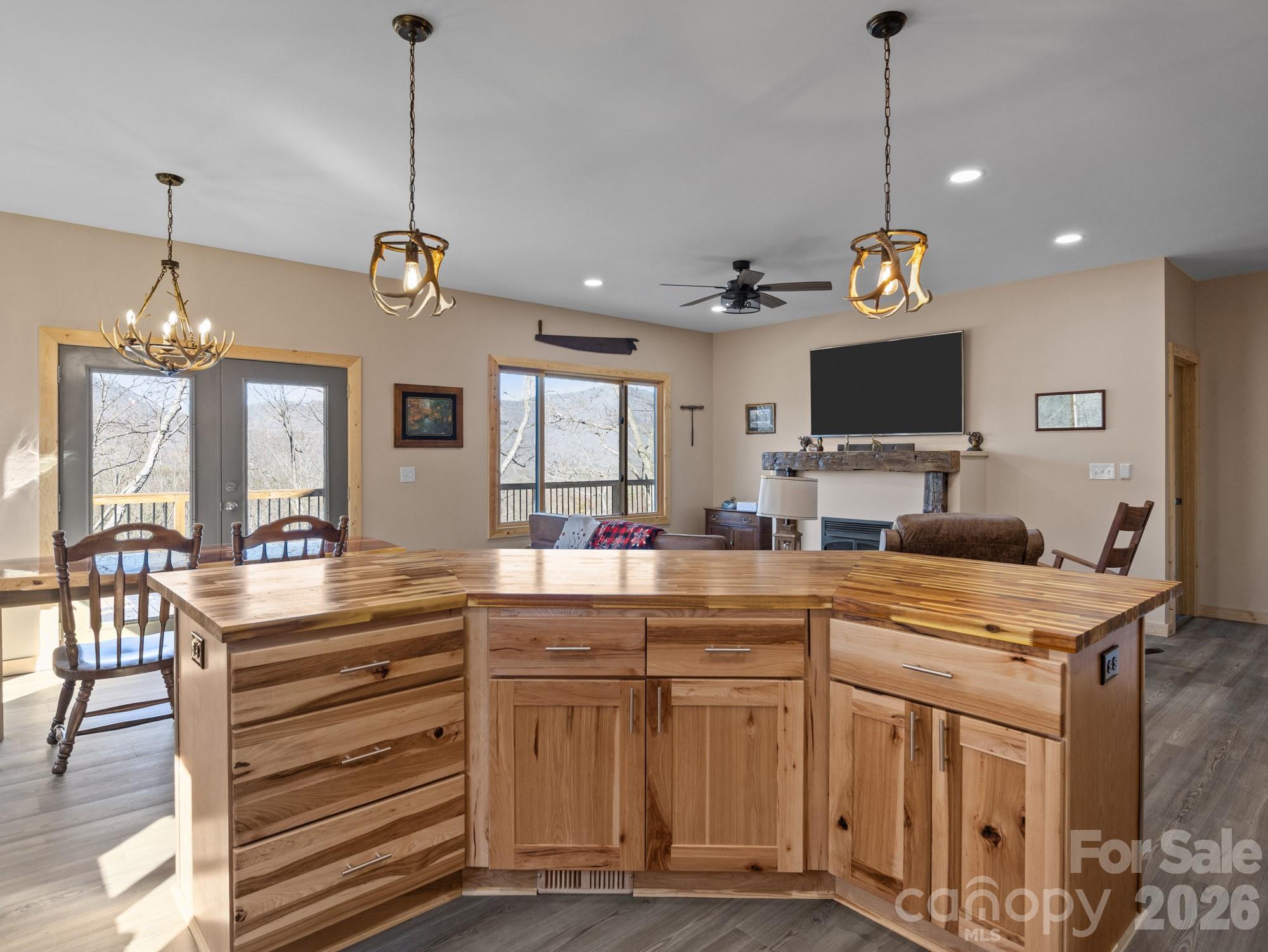 Thermal View Heights - Residential