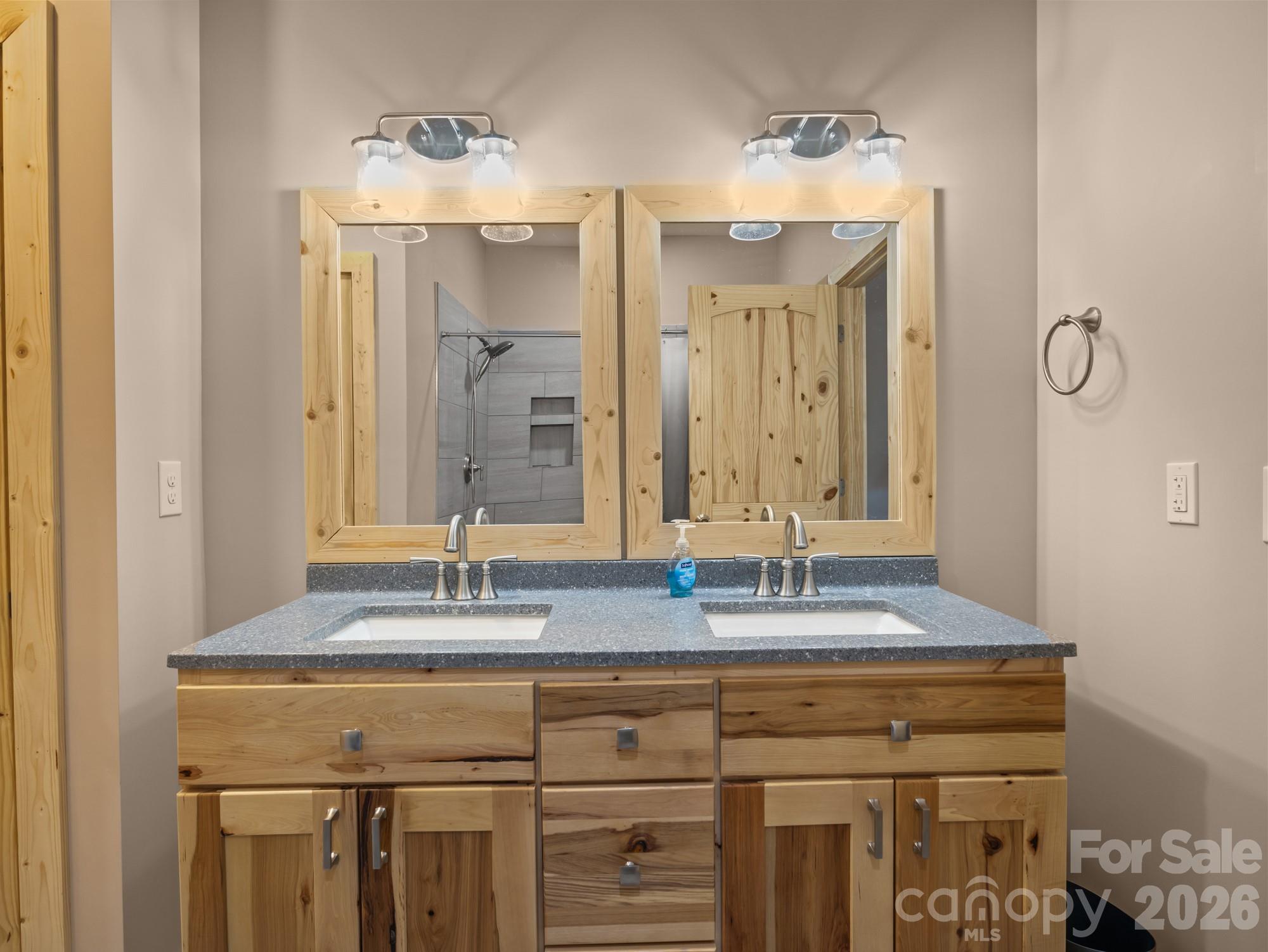 Thermal View Heights - Residential