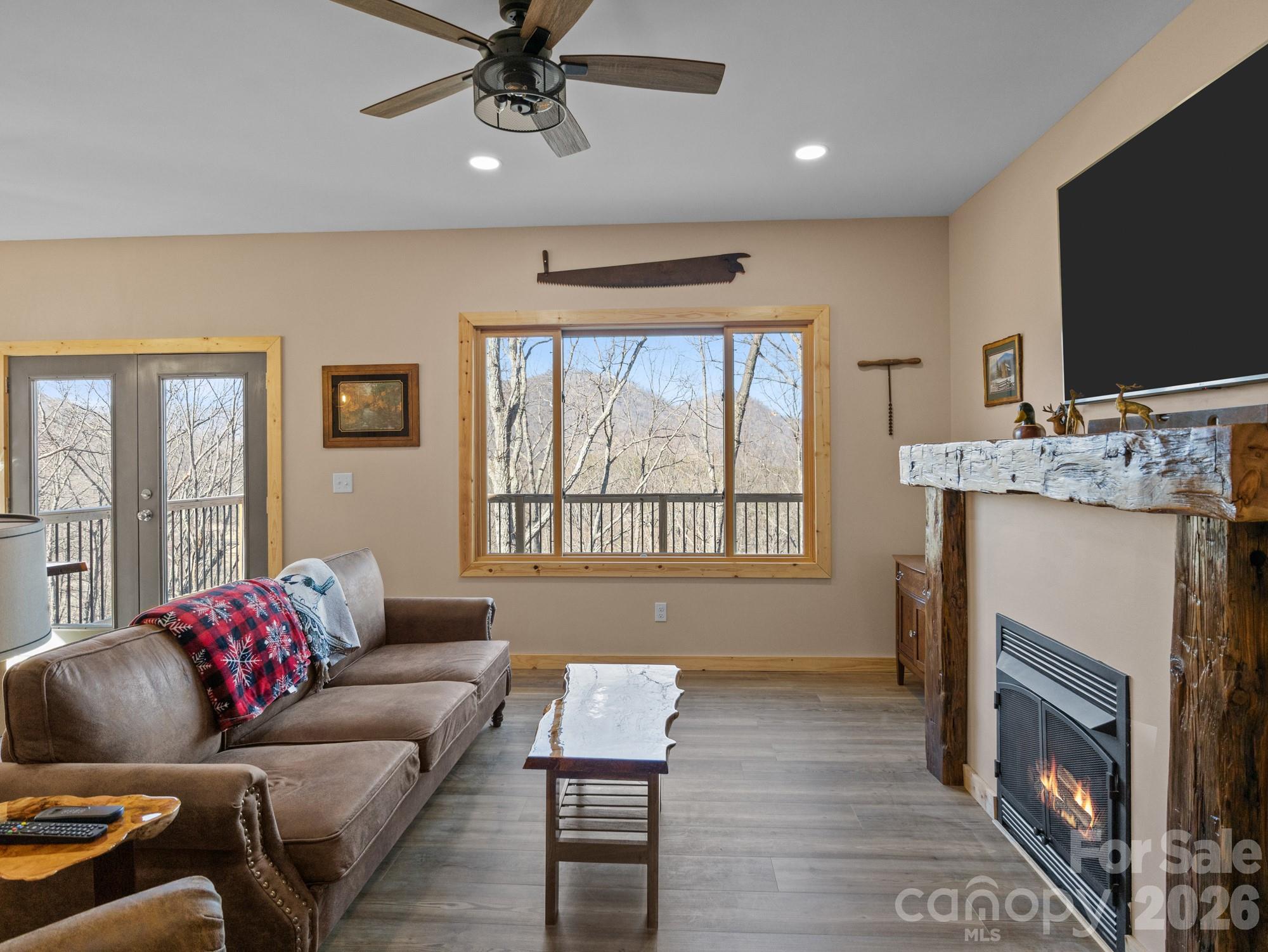 Thermal View Heights - Residential