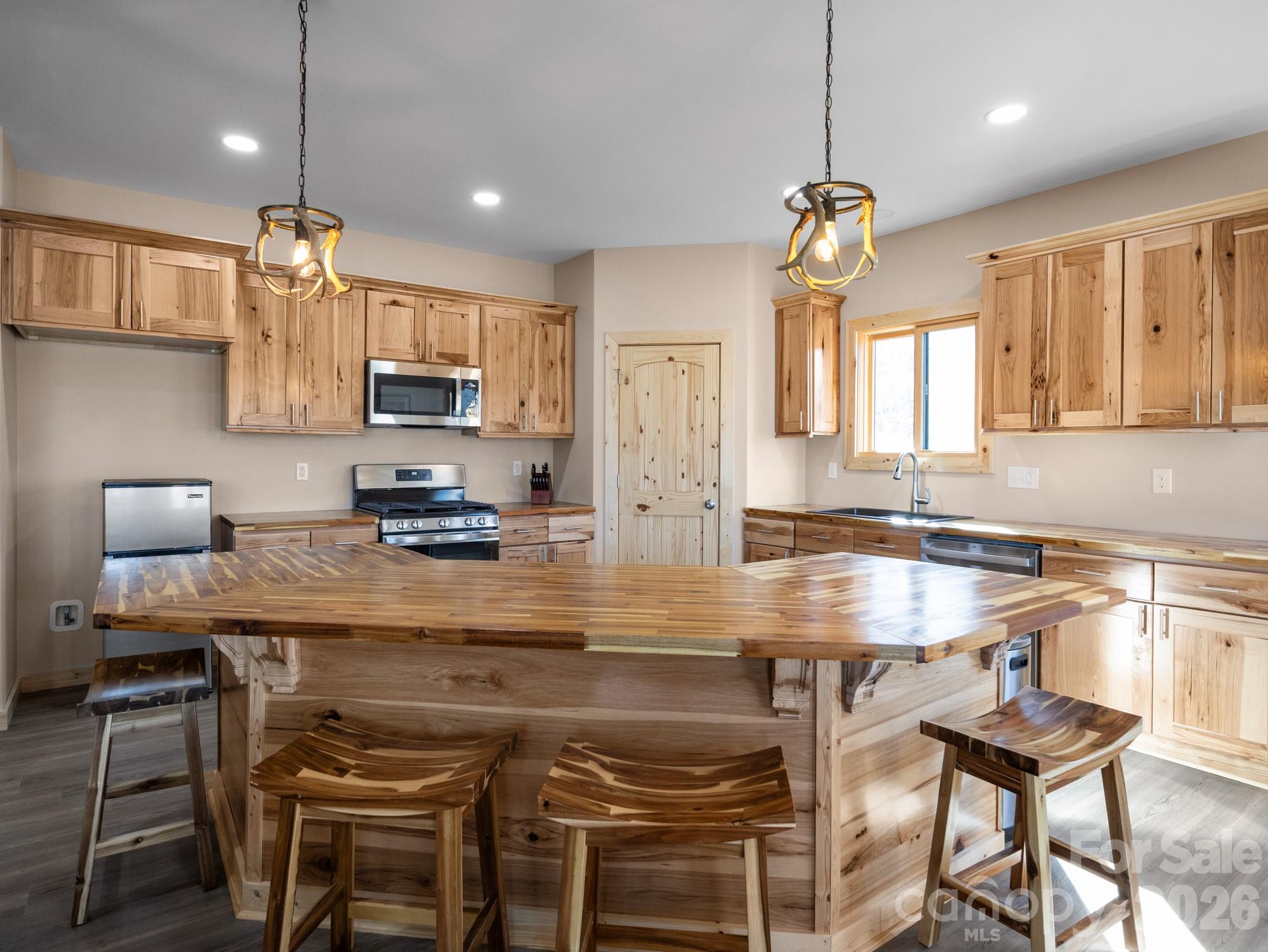 Thermal View Heights - Residential