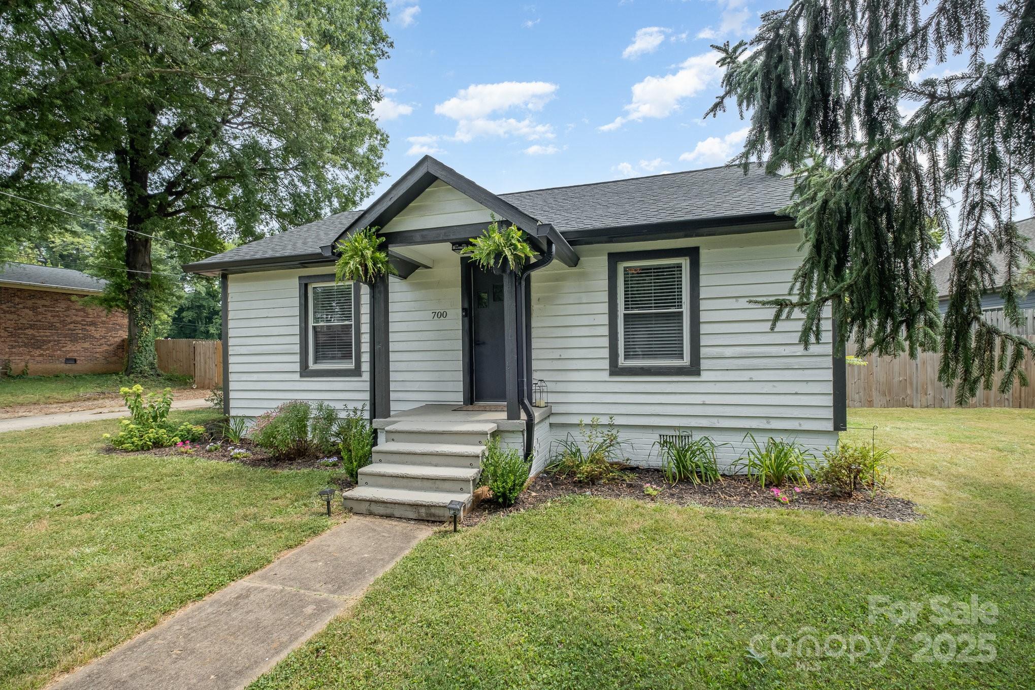 700 Perkins Street