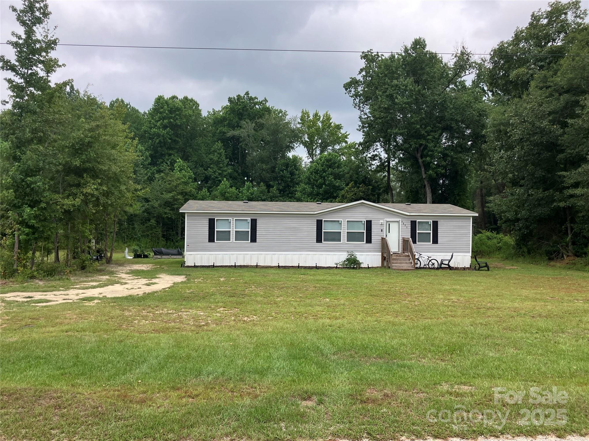 1542 Macedonia Angelus Road