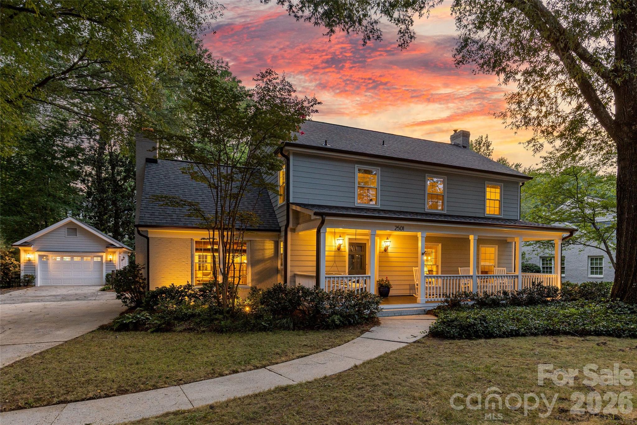 2501 Valencia Terrace