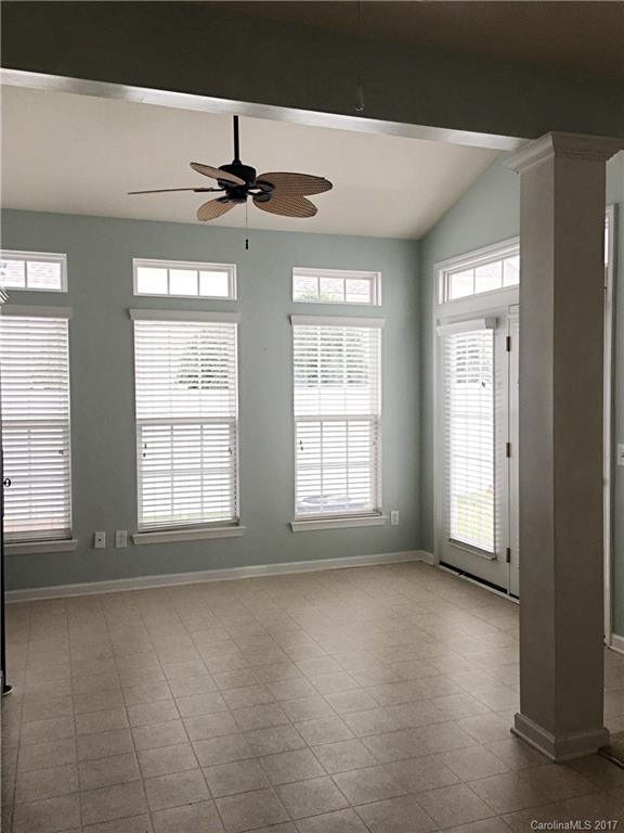 Autumn Cove At Lake Wylie - Residential