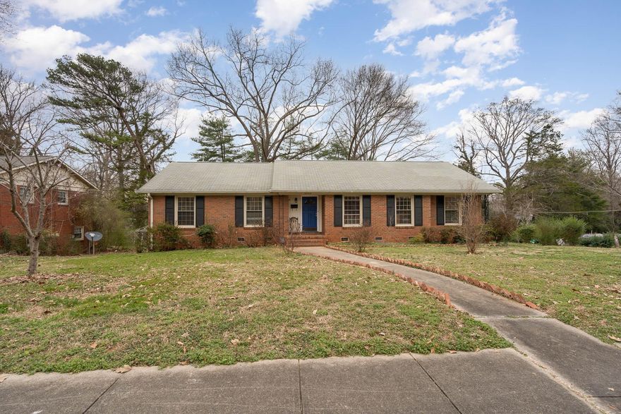 Beautiful 3 bedroom, 2 bathroom brick ranch in a desirable subdivision of Idlewild! Convinentiely located close to Highway 74, 8 miles to Uptown, 15 miles to the airport, and within minutes from shopping and dining!! Three good-sized bedrooms, a huge living room, a separate dining room, and a den with a fireplace. Hardwood floors throughout the home except for the kitchen. Primary bedroom with en-suite bathroom. Over-sized two cars detached garage with ample space for parking your vehicles. ANDDDDD the best part is - NO HOA!!! Schedule your showing today!