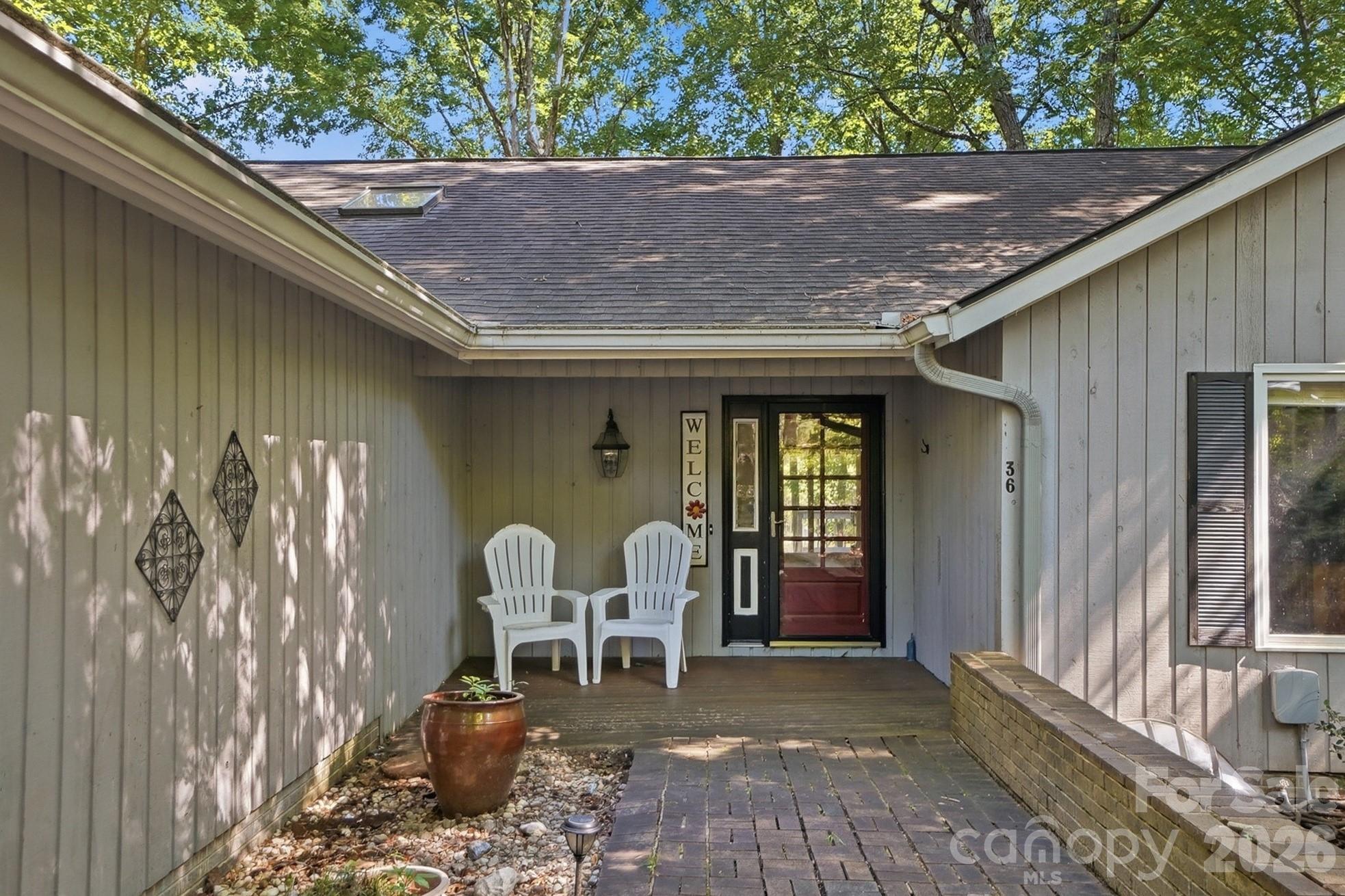 36 Water Thrush Road