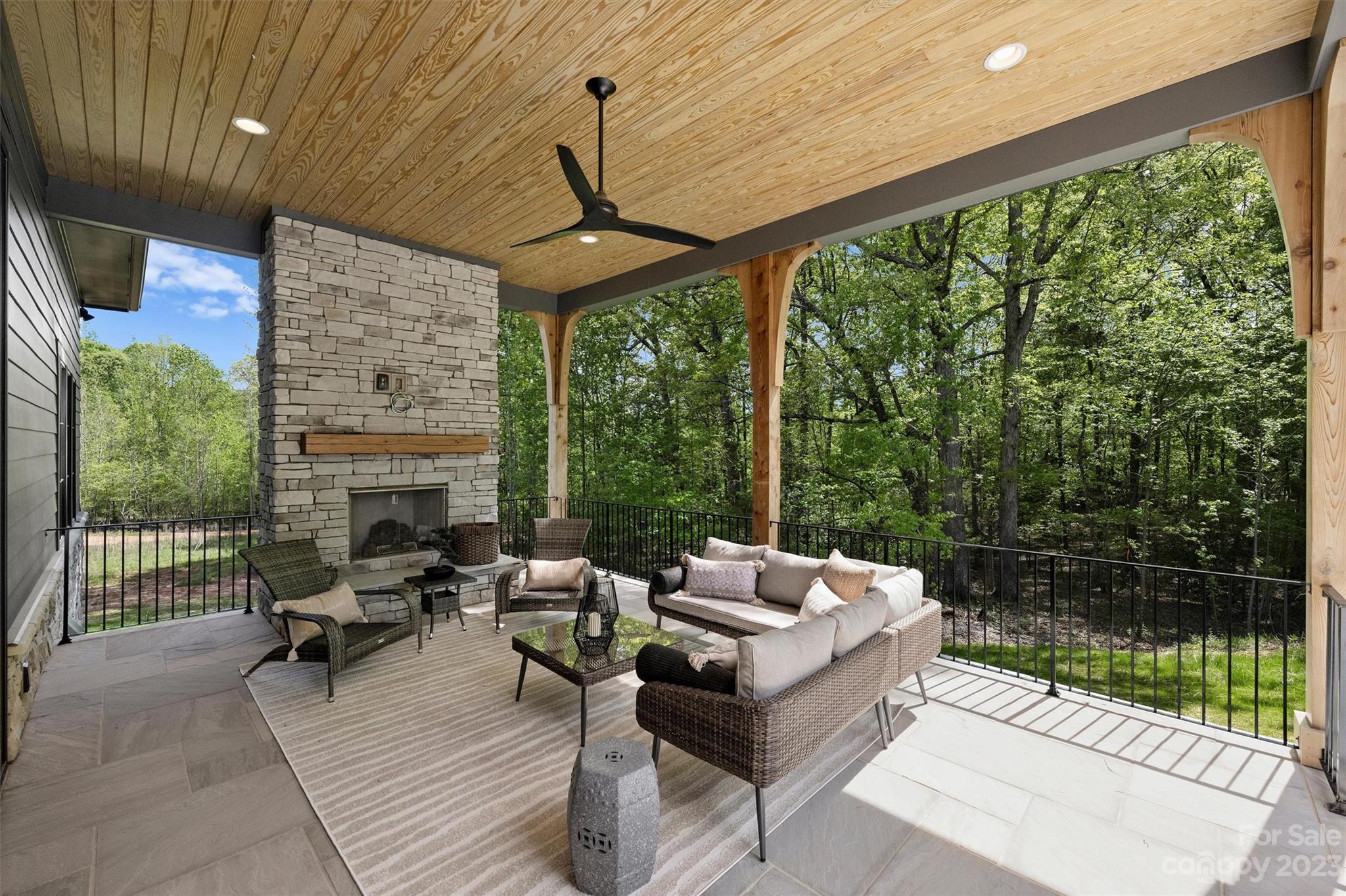 Cardinal Crest - Residential