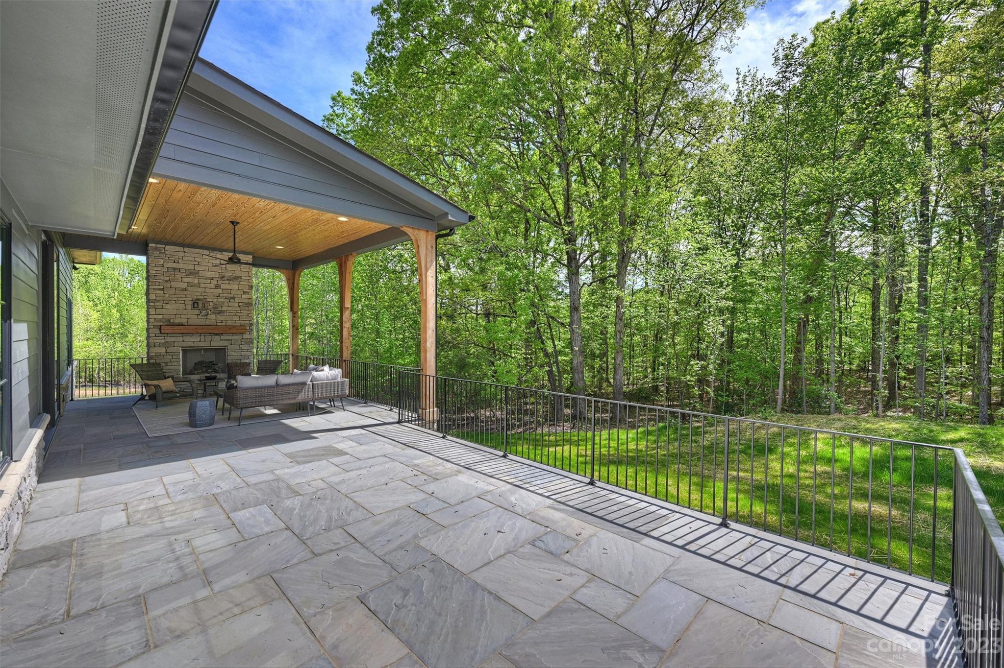 Cardinal Crest - Residential