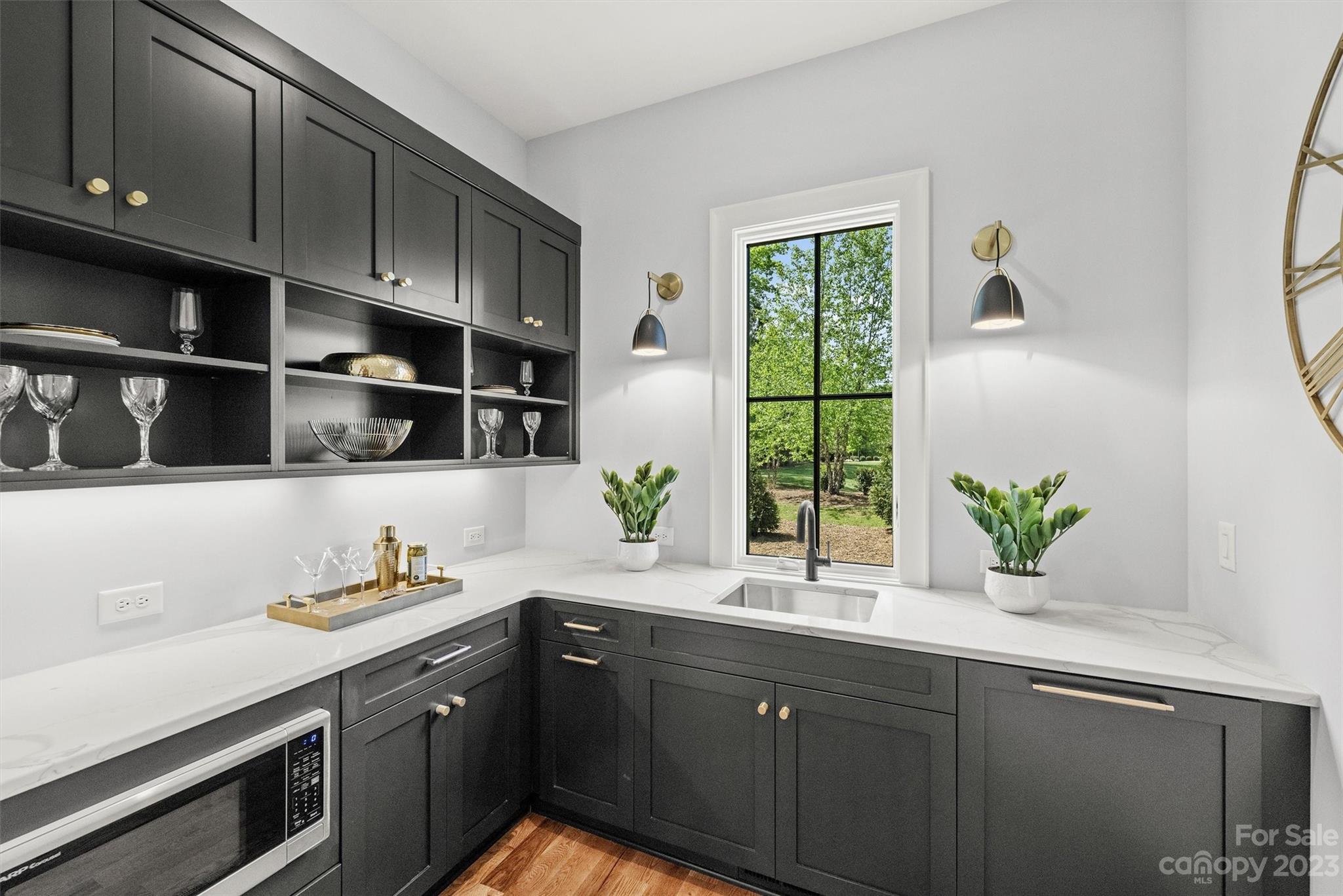 Cardinal Crest - Residential