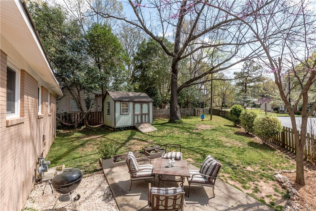 Merry Oaks - Residential