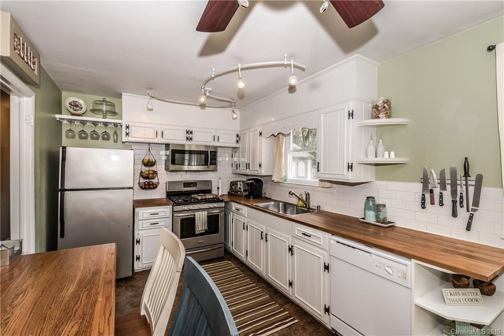 Merry Oaks - Residential