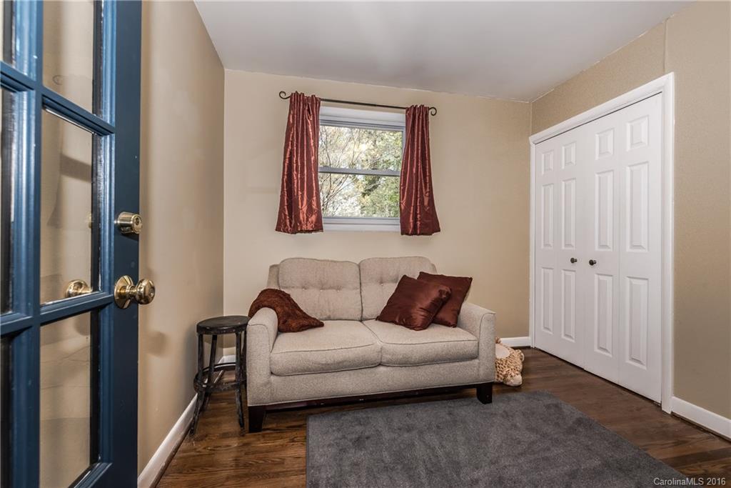 Merry Oaks - Residential