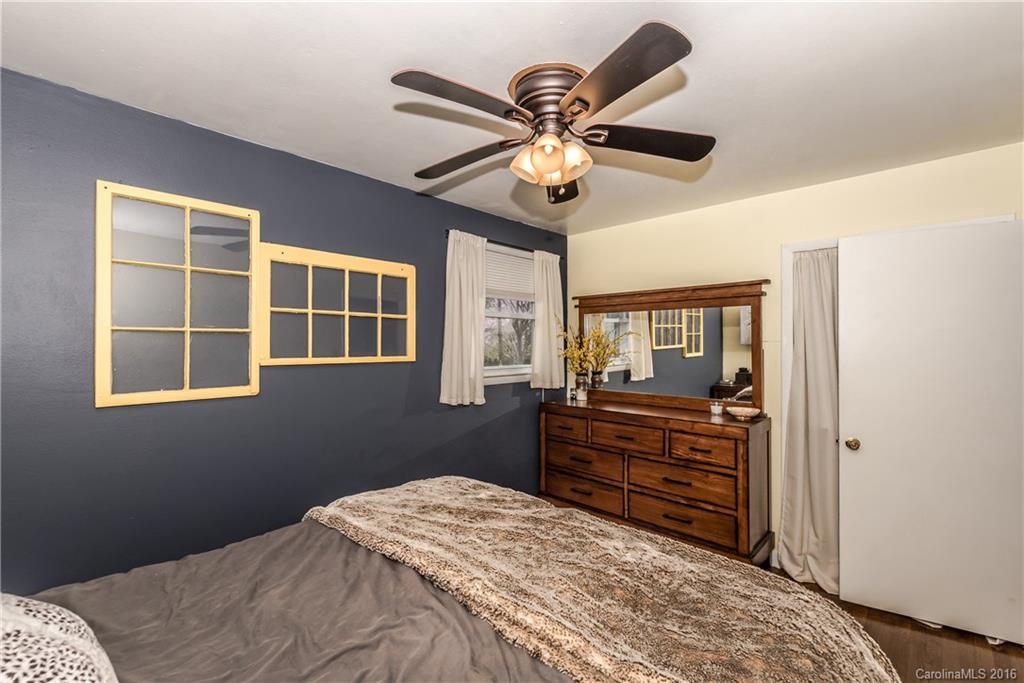 Merry Oaks - Residential