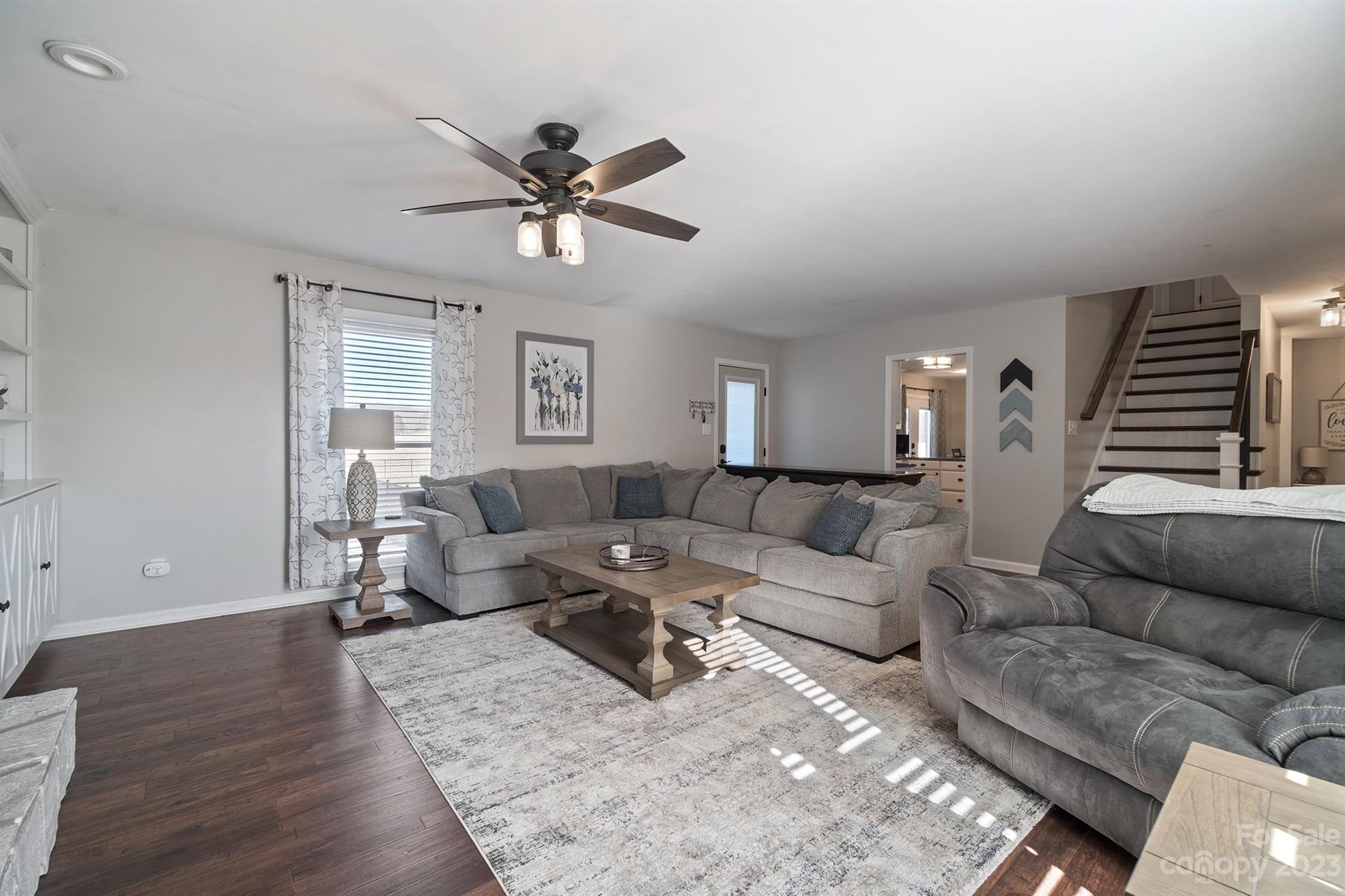 Captains Cove - Residential