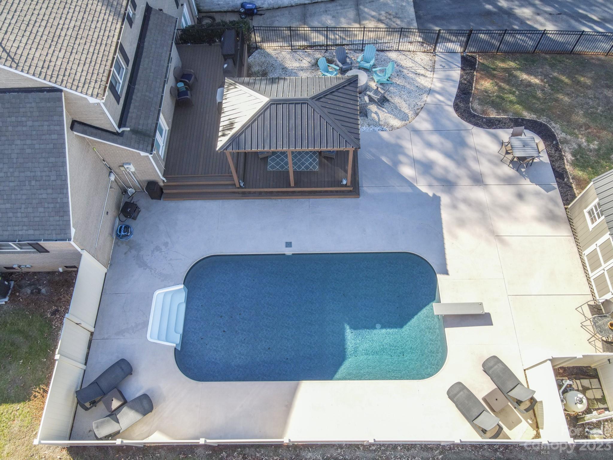 Captains Cove - Residential