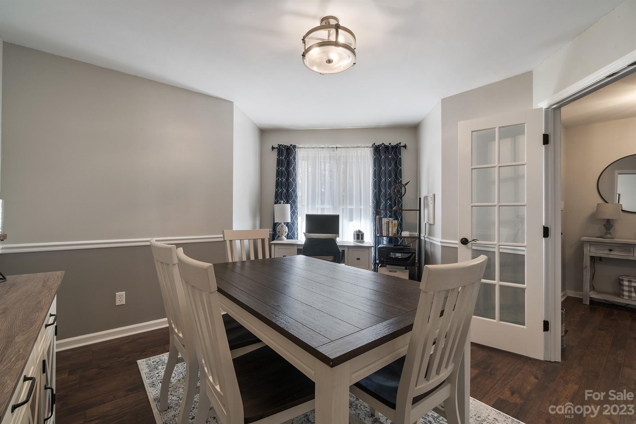 Captains Cove - Residential