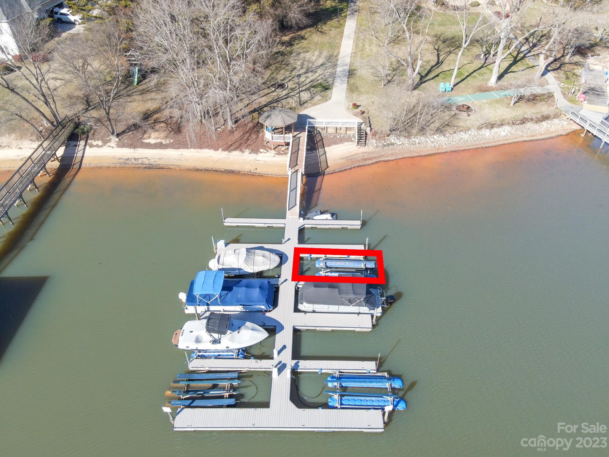 Captains Cove - Residential