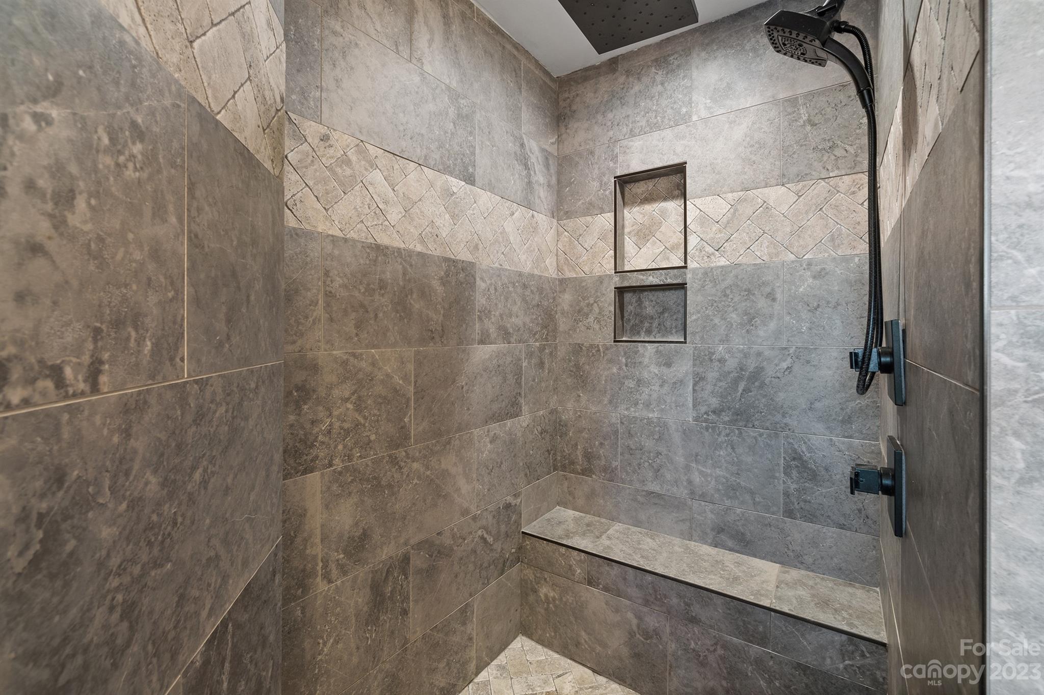 Captains Cove - Residential