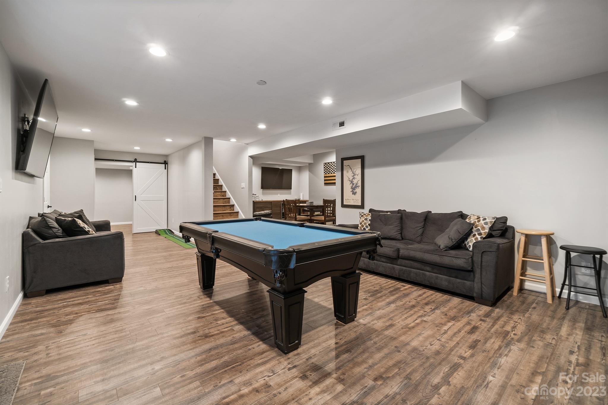 Captains Cove - Residential