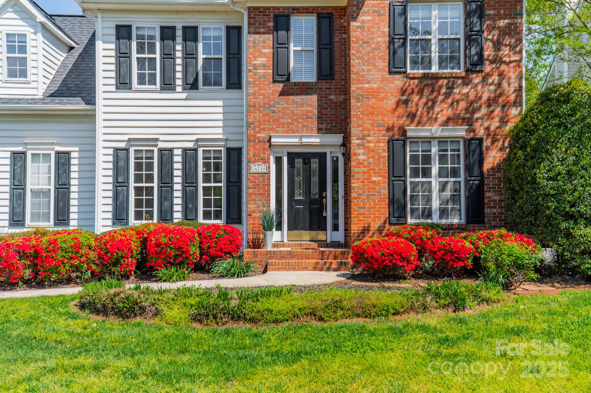 16718 Hampton Crossing Drive