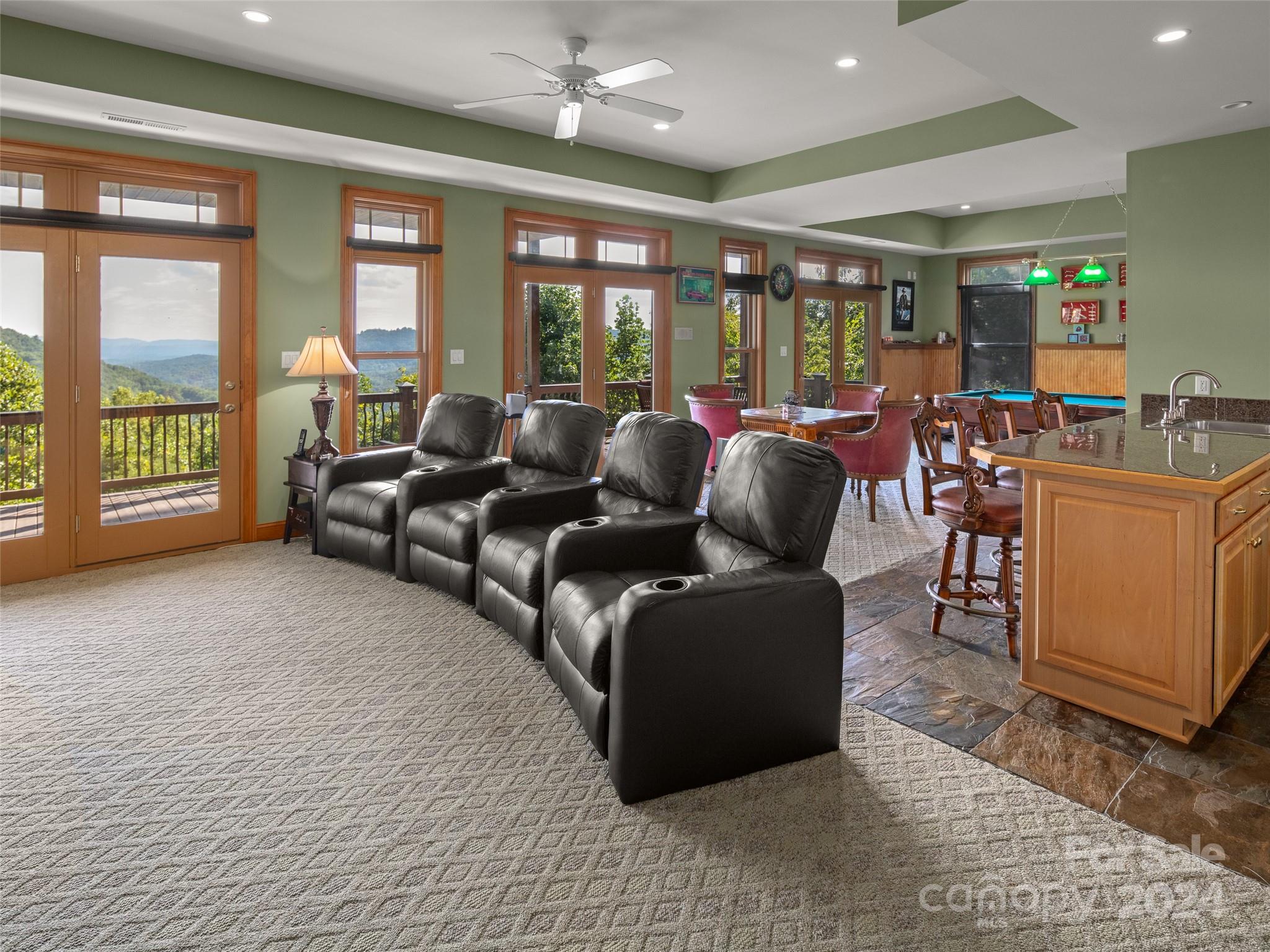 Poplar Ridge - Residential