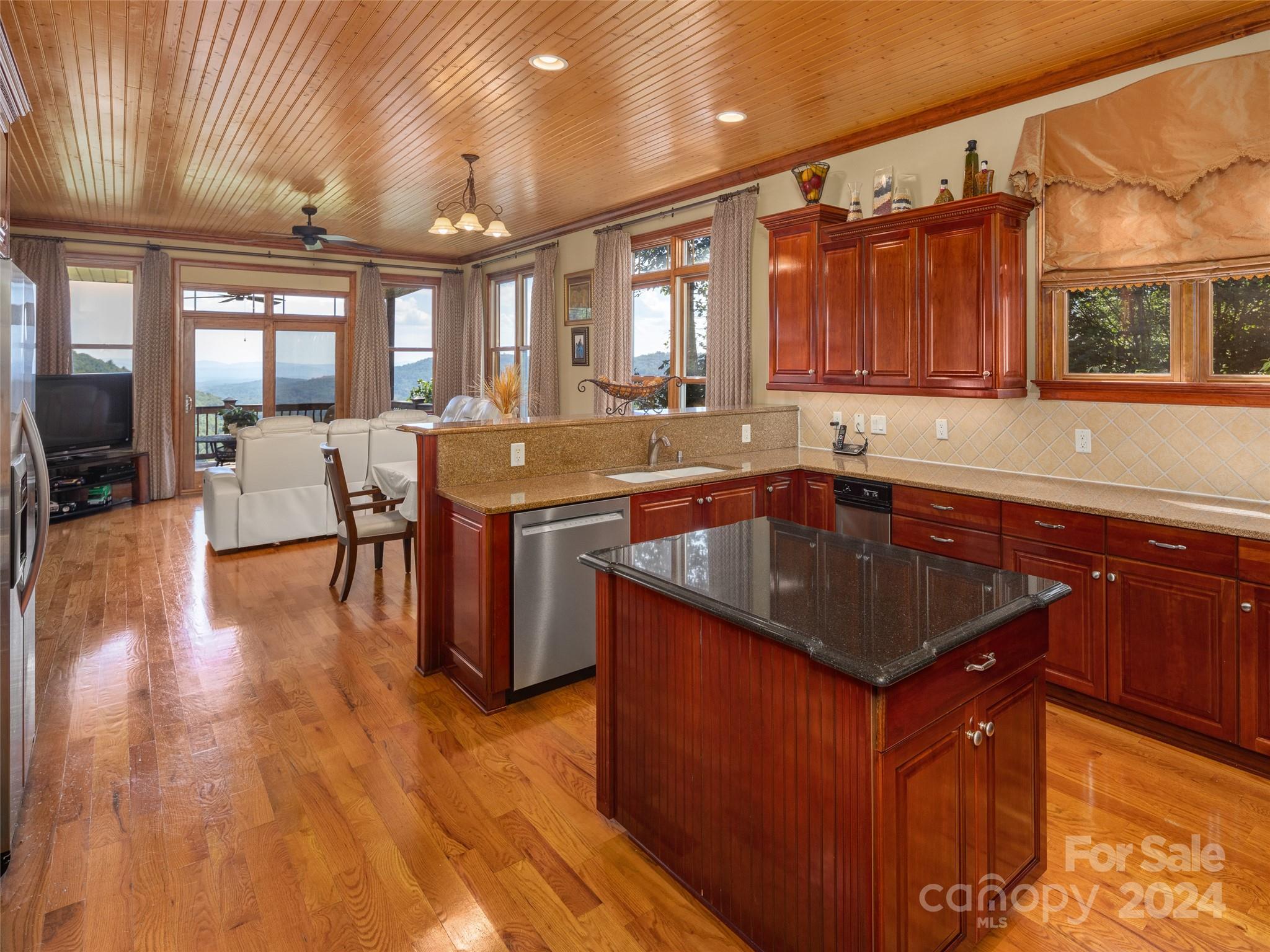 Poplar Ridge - Residential