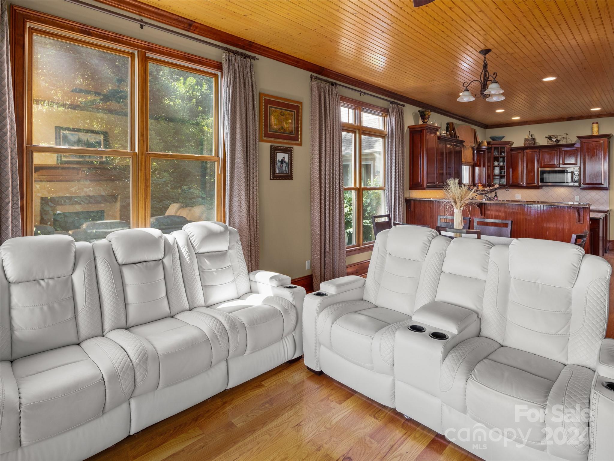 Poplar Ridge - Residential