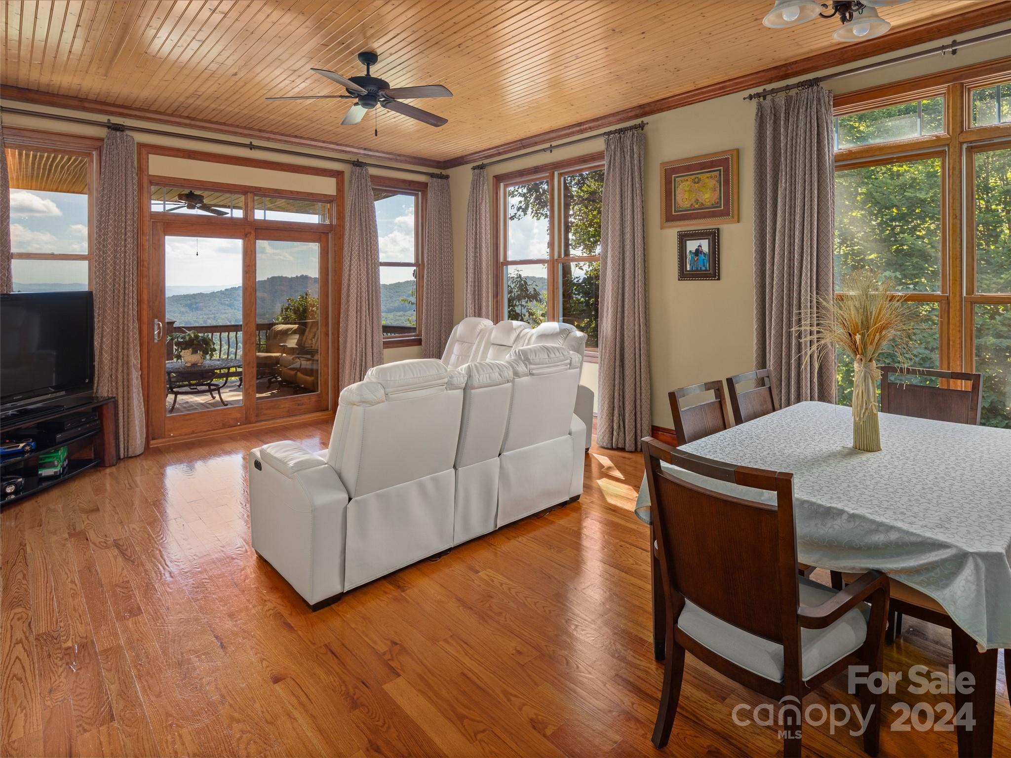 Poplar Ridge - Residential