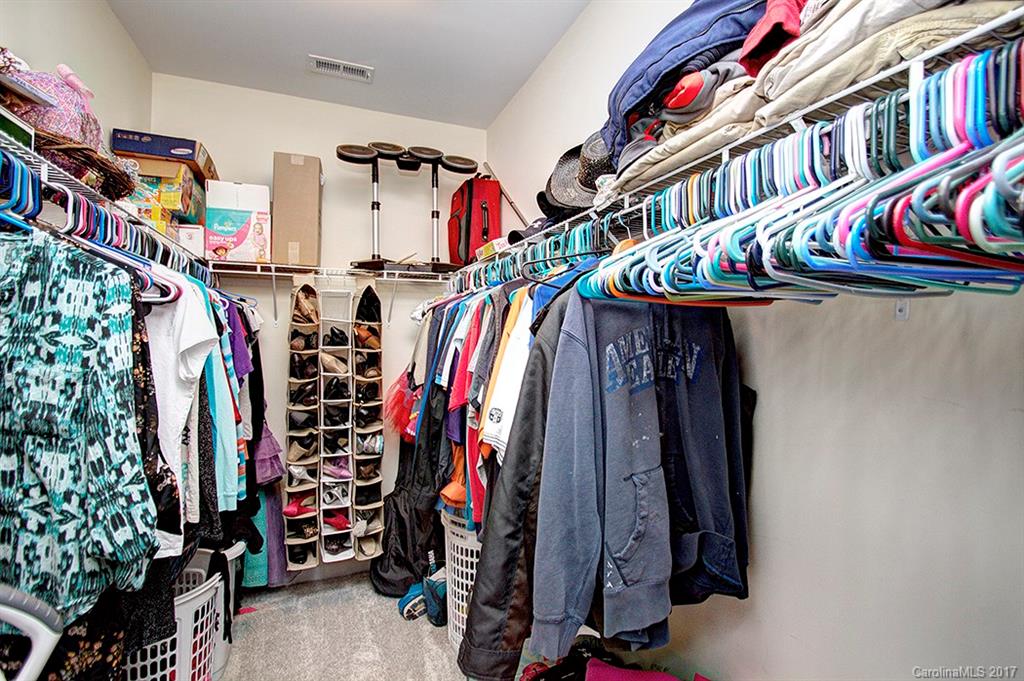 Ridge Pointe - Residential