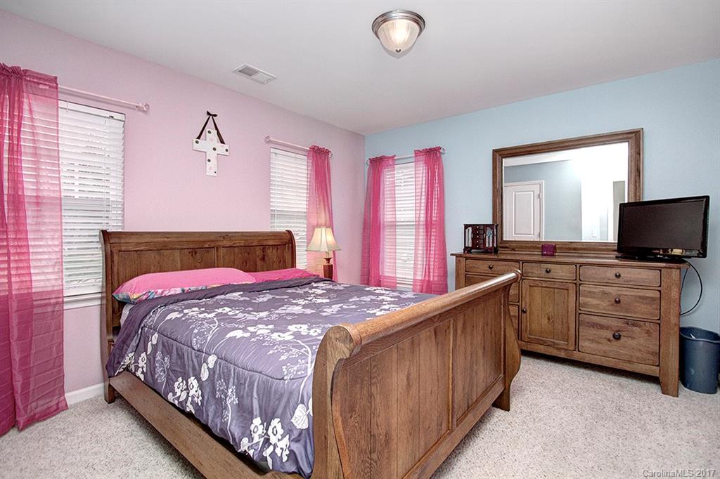 Ridge Pointe - Residential