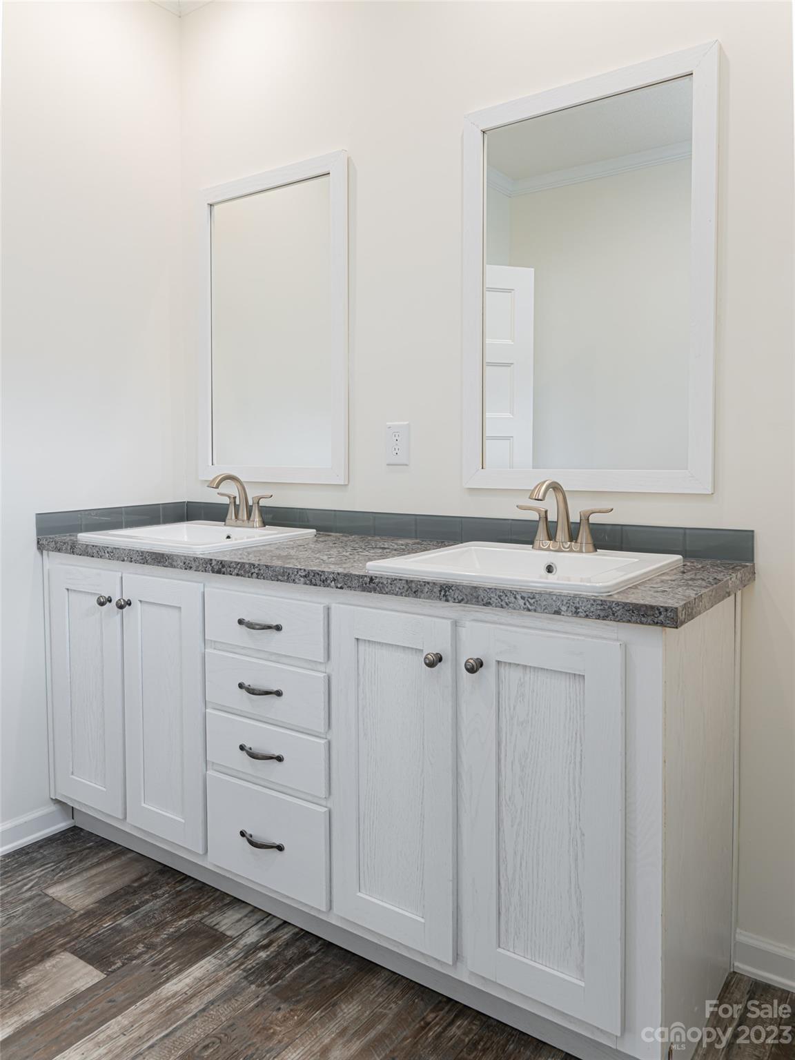 Brooks Cove - Residential