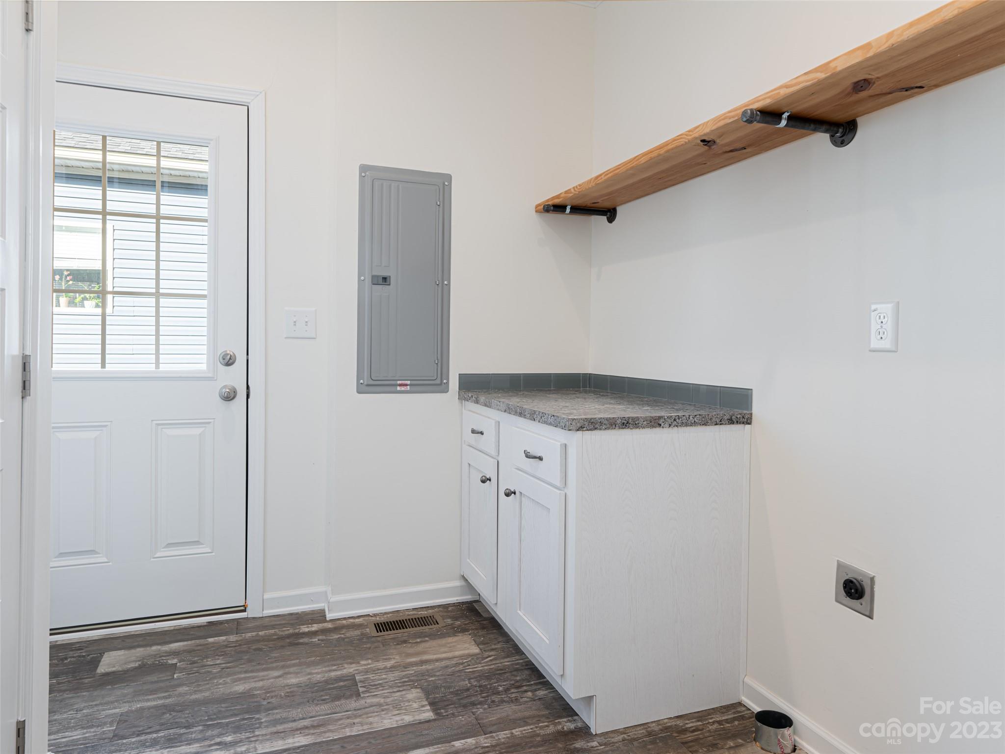 Brooks Cove - Residential