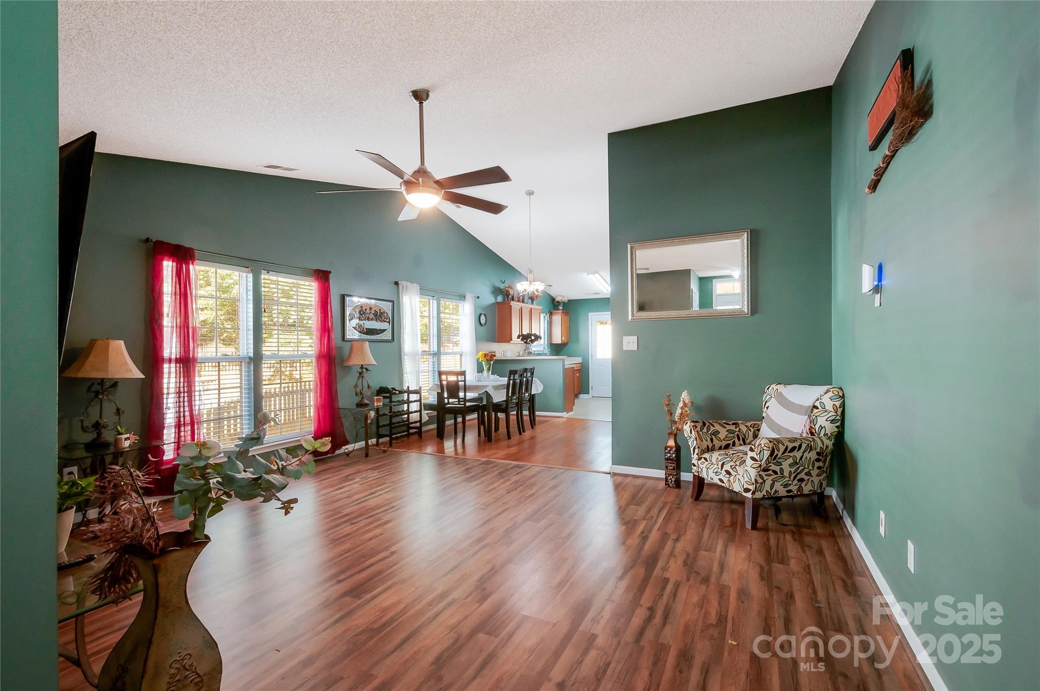 1005 Washburn Court