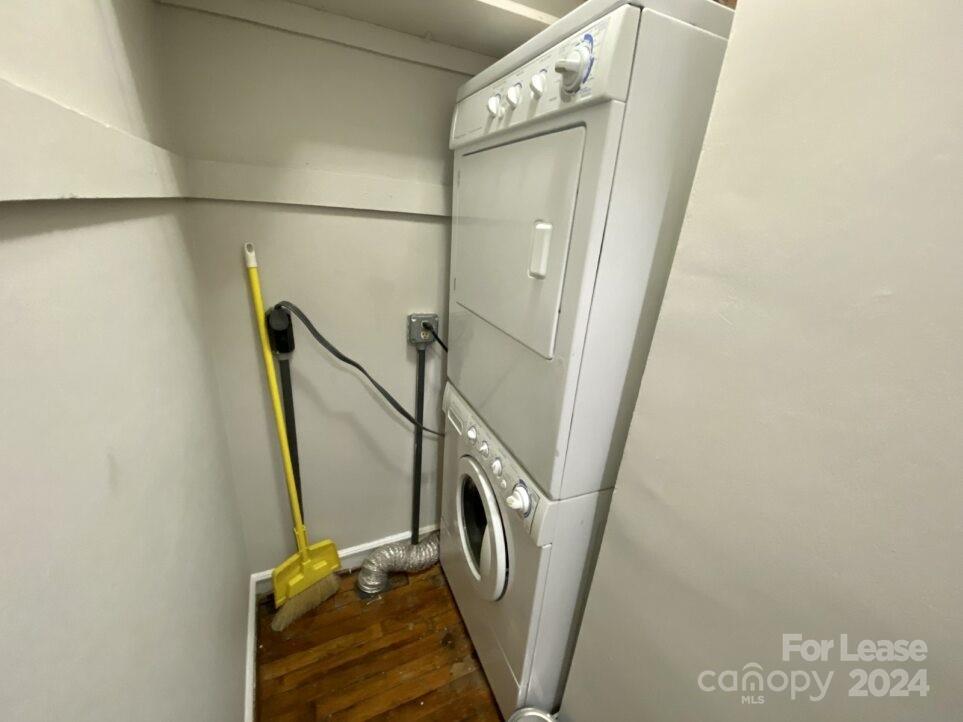 Myers Park - Residential Lease