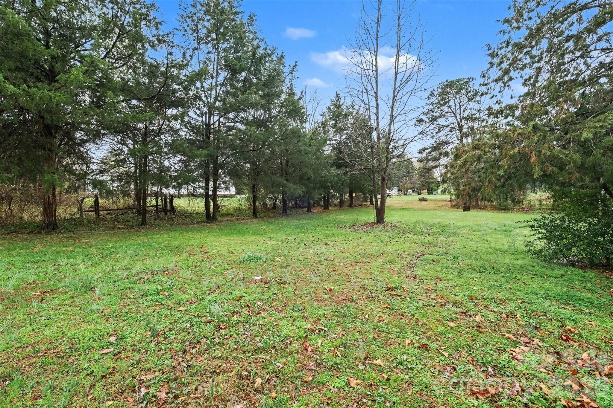 SPRING VALLEY - Residential