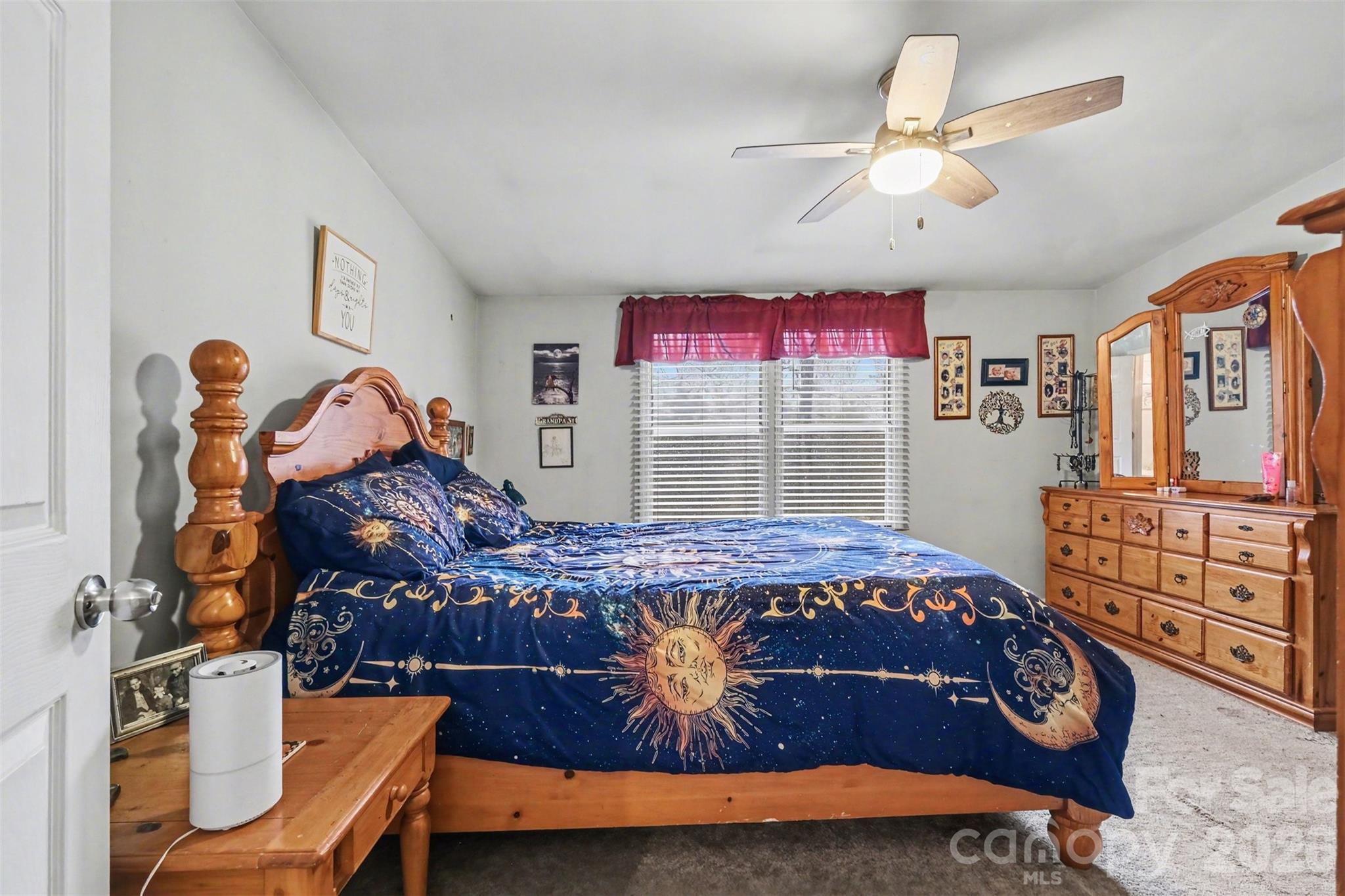 SPRING VALLEY - Residential