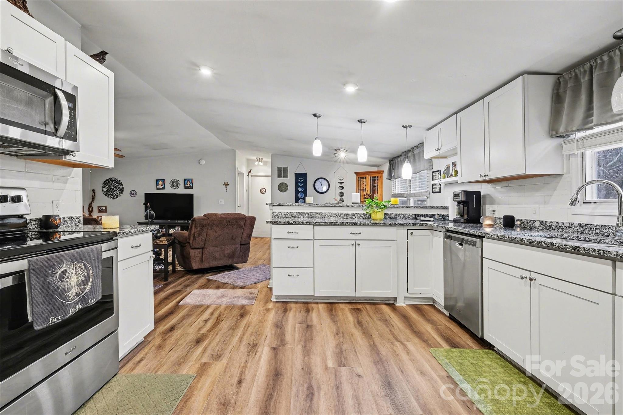 SPRING VALLEY - Residential