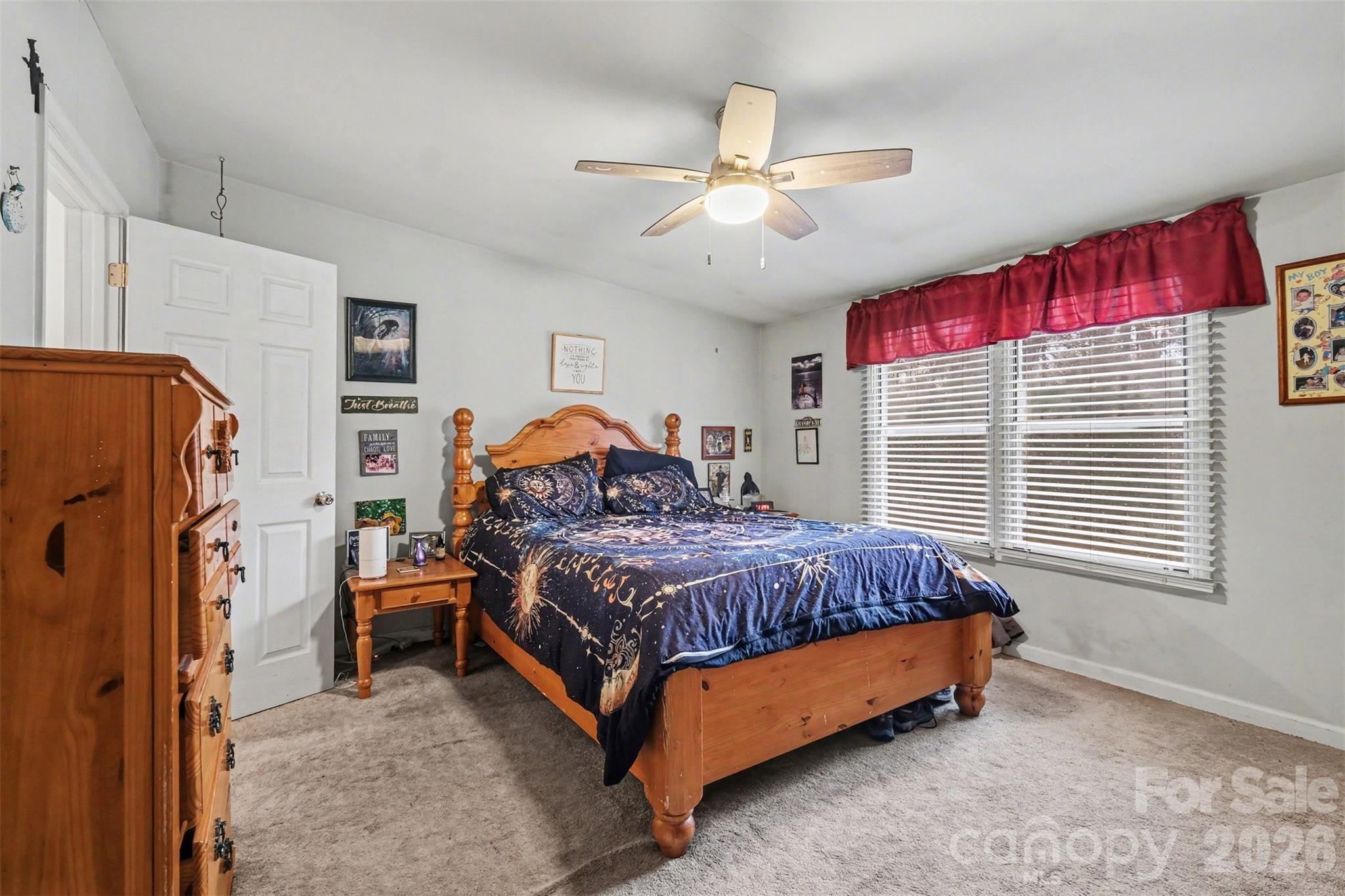 SPRING VALLEY - Residential