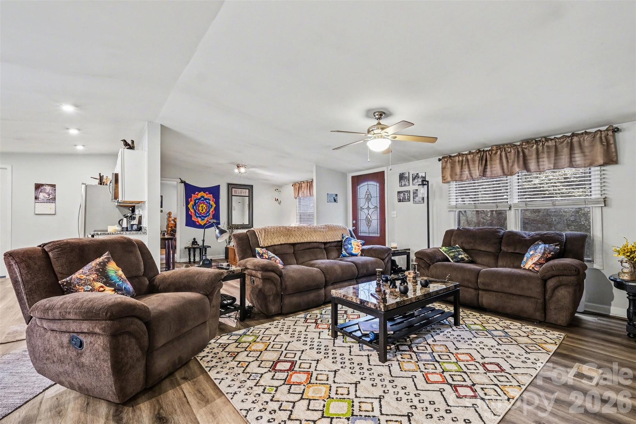 SPRING VALLEY - Residential