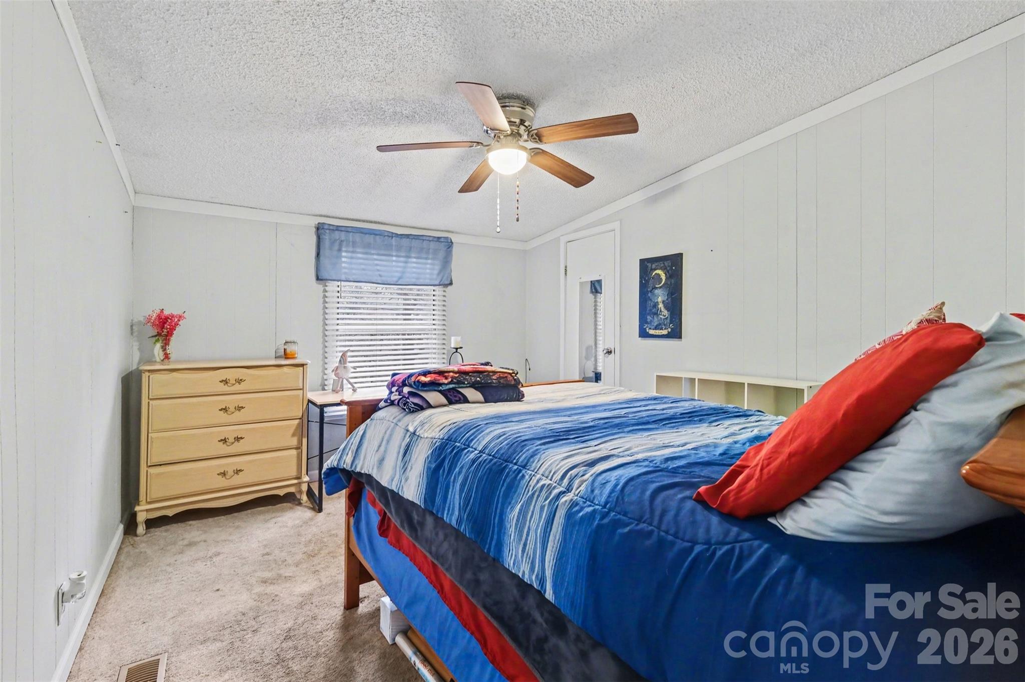 SPRING VALLEY - Residential