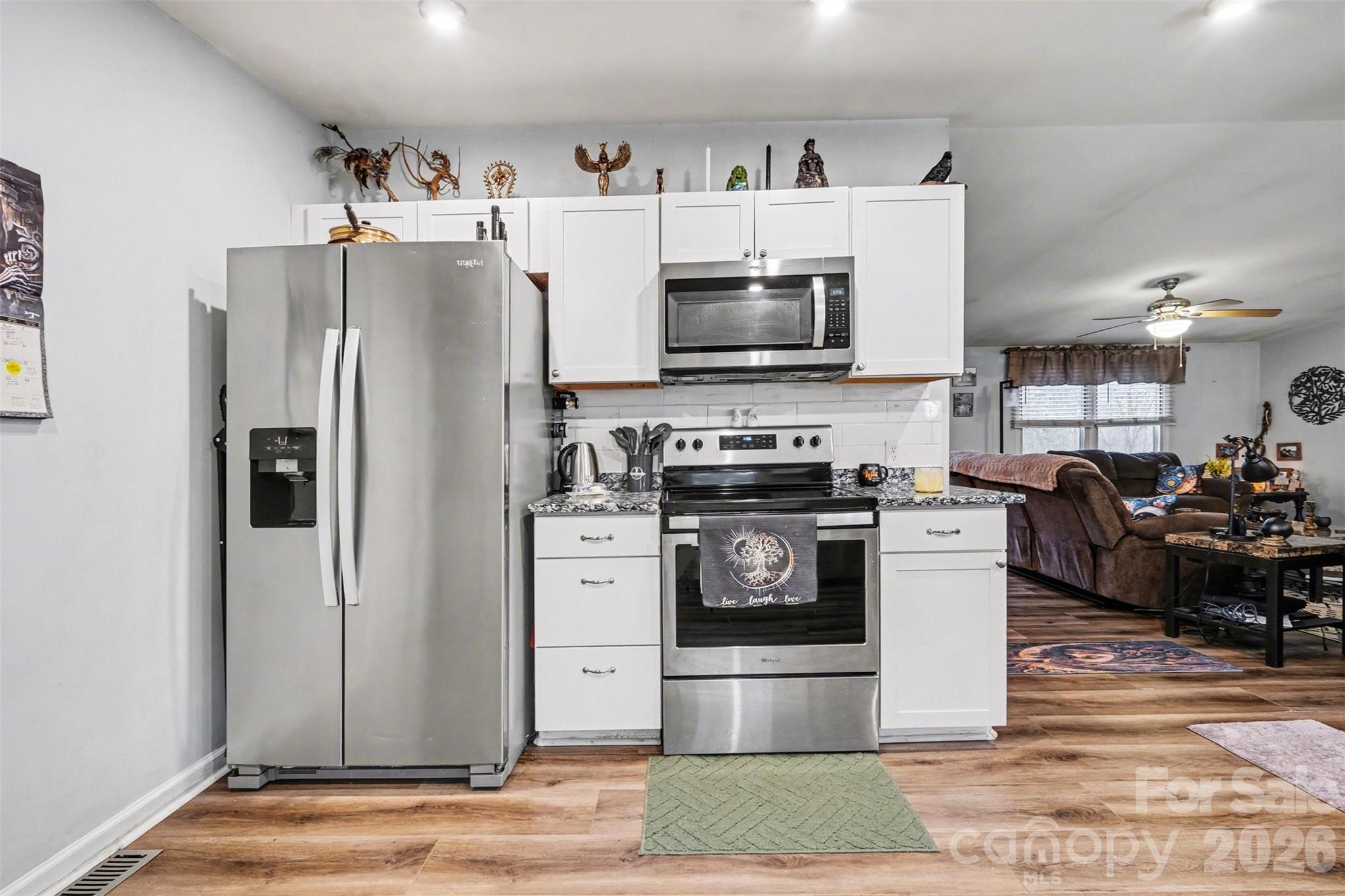 SPRING VALLEY - Residential