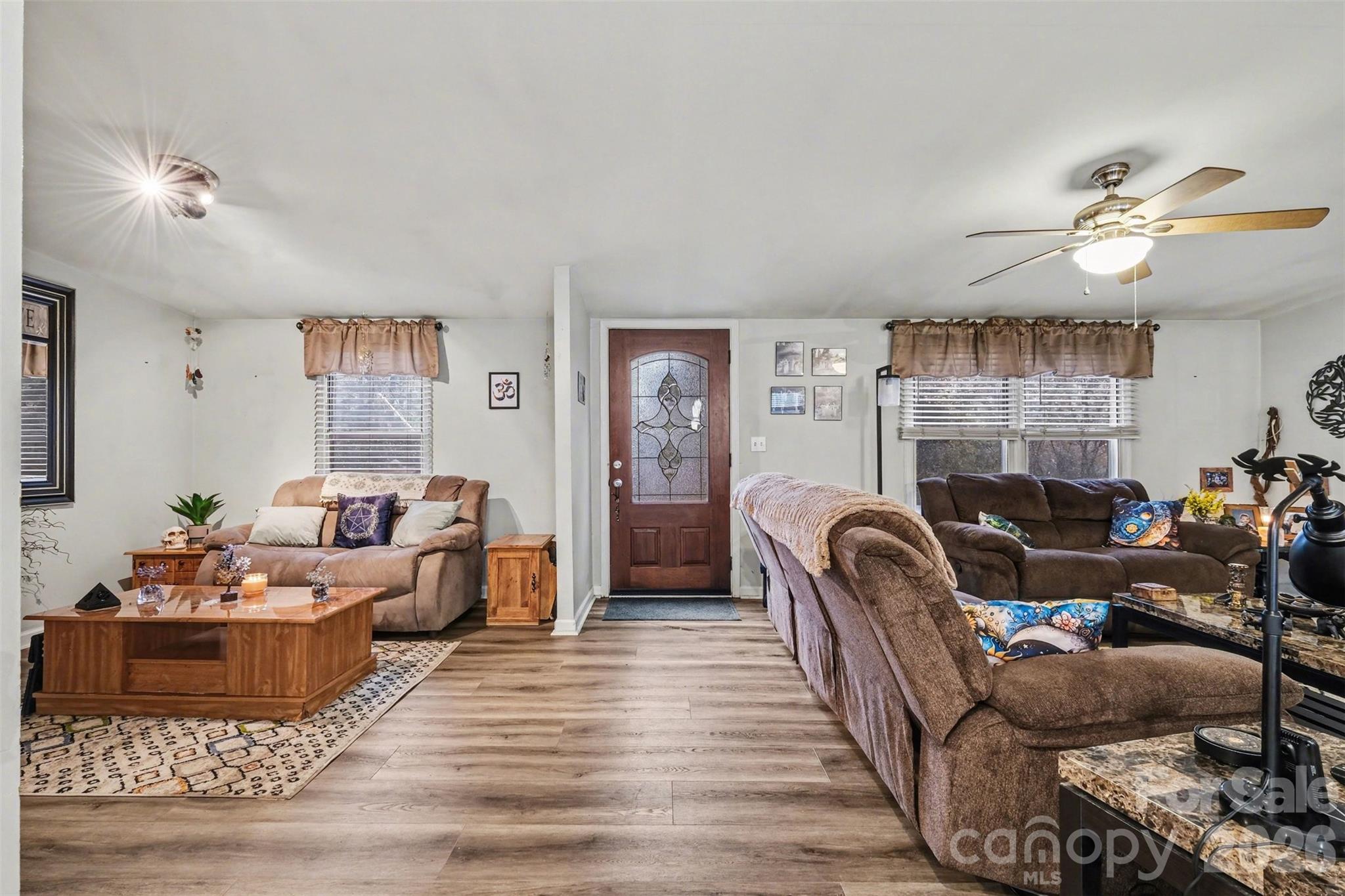 SPRING VALLEY - Residential