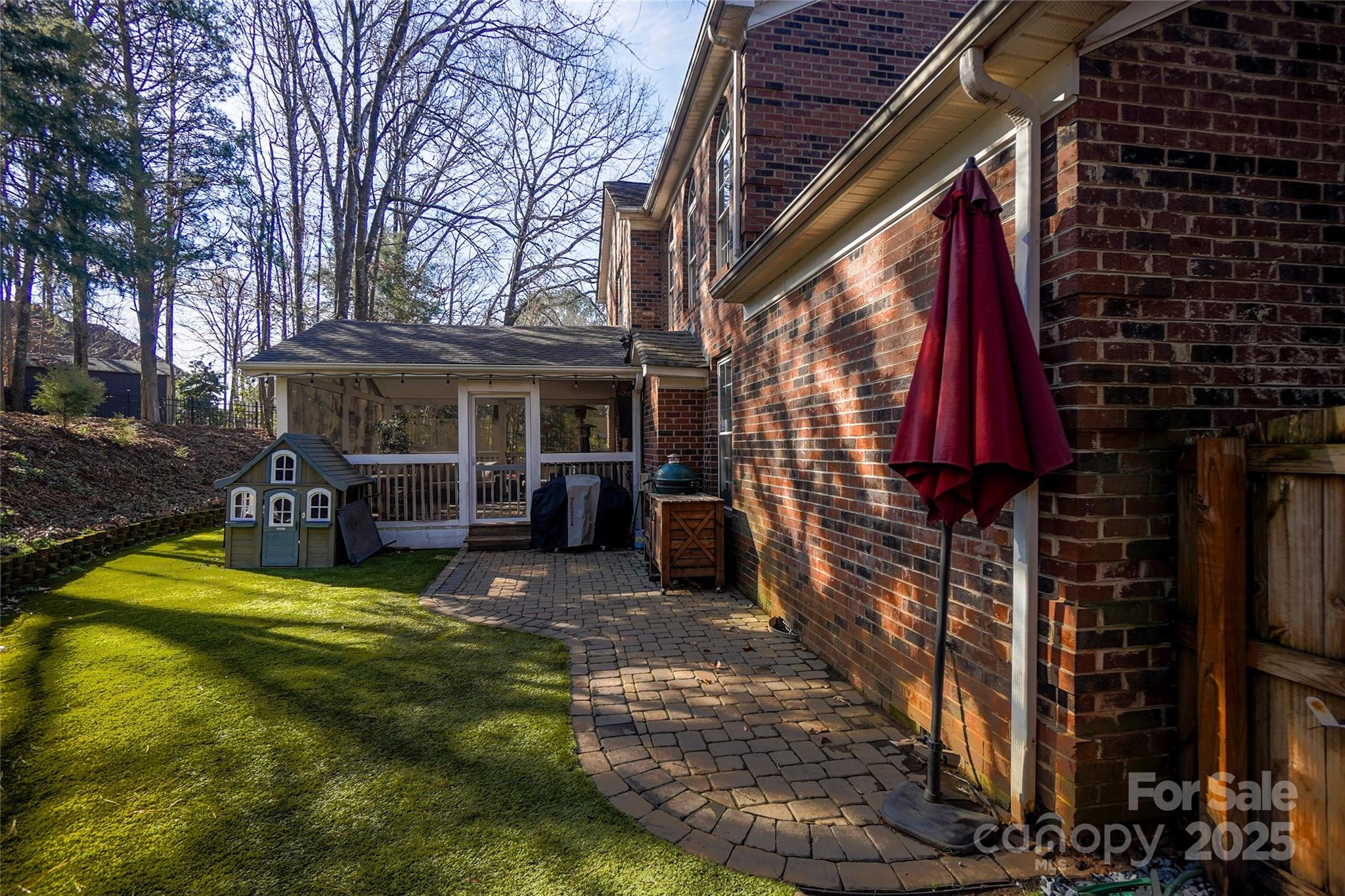 Regent Park - Residential