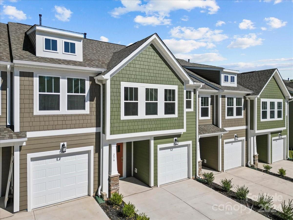 Gateway Village - Residential