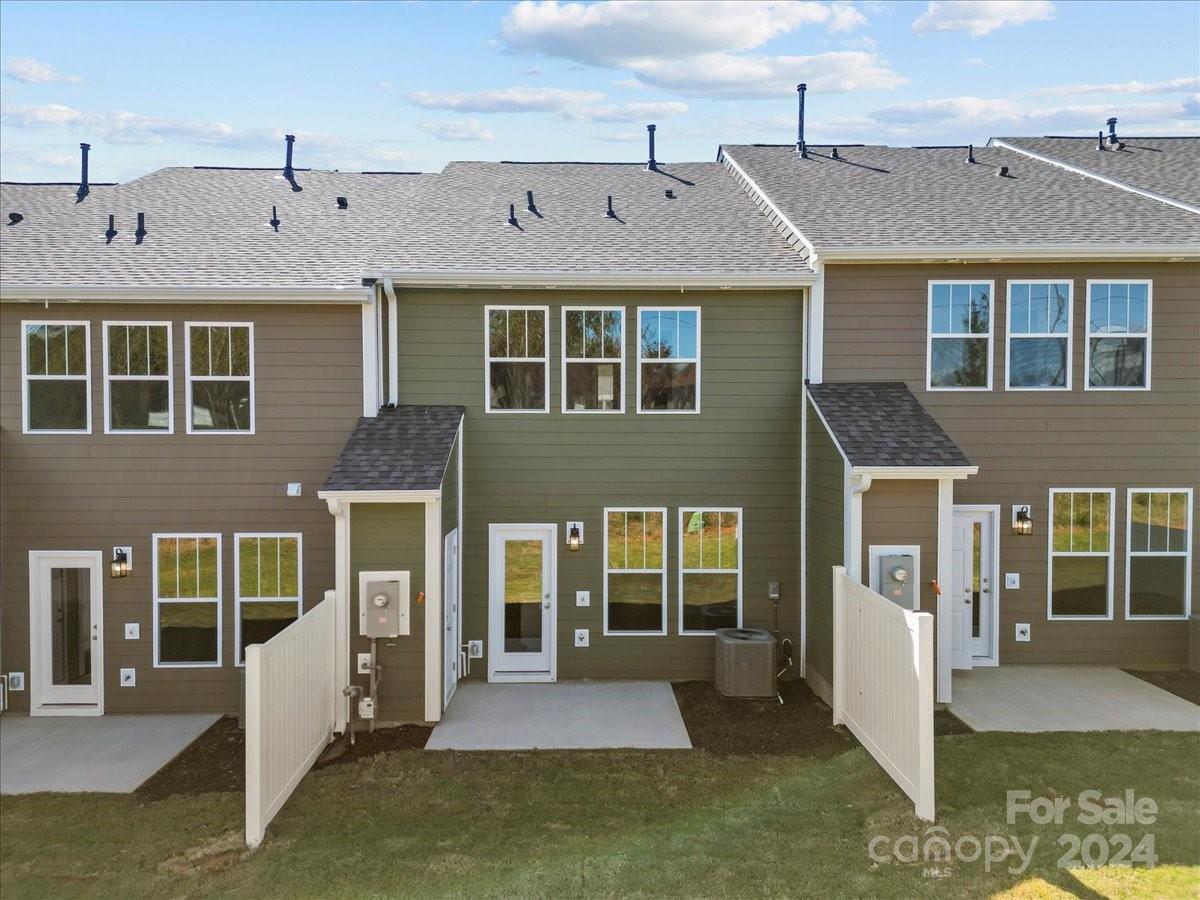 Gateway Village - Residential