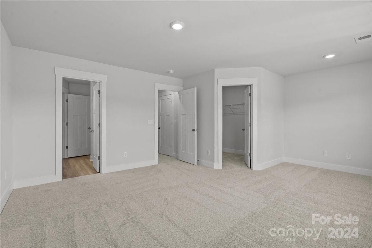 Gateway Village - Residential