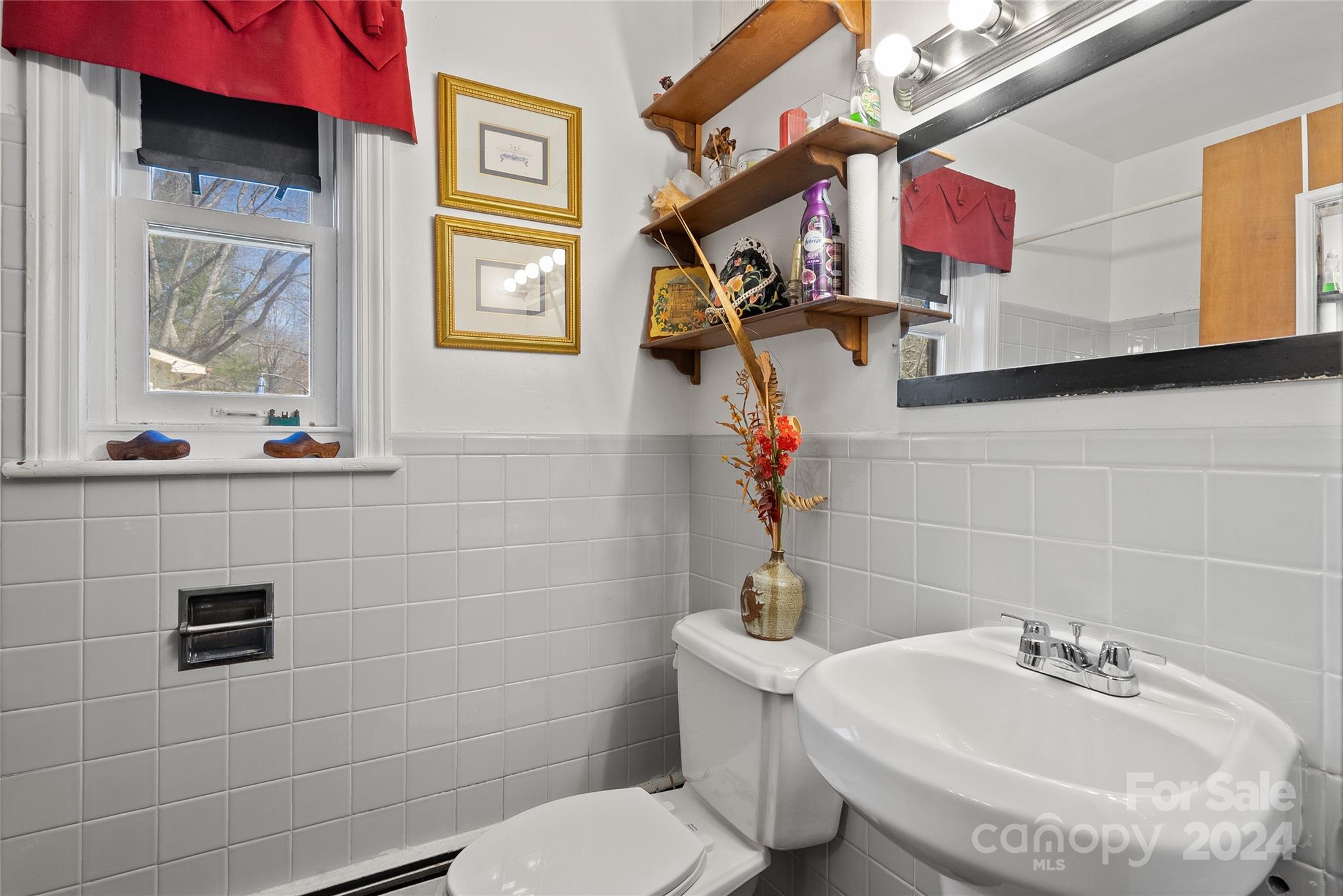 Haw Creek - Residential