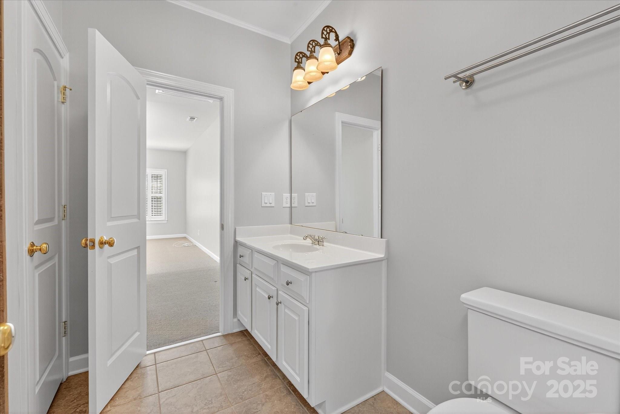 The Gates at Bridgehampton - Residential