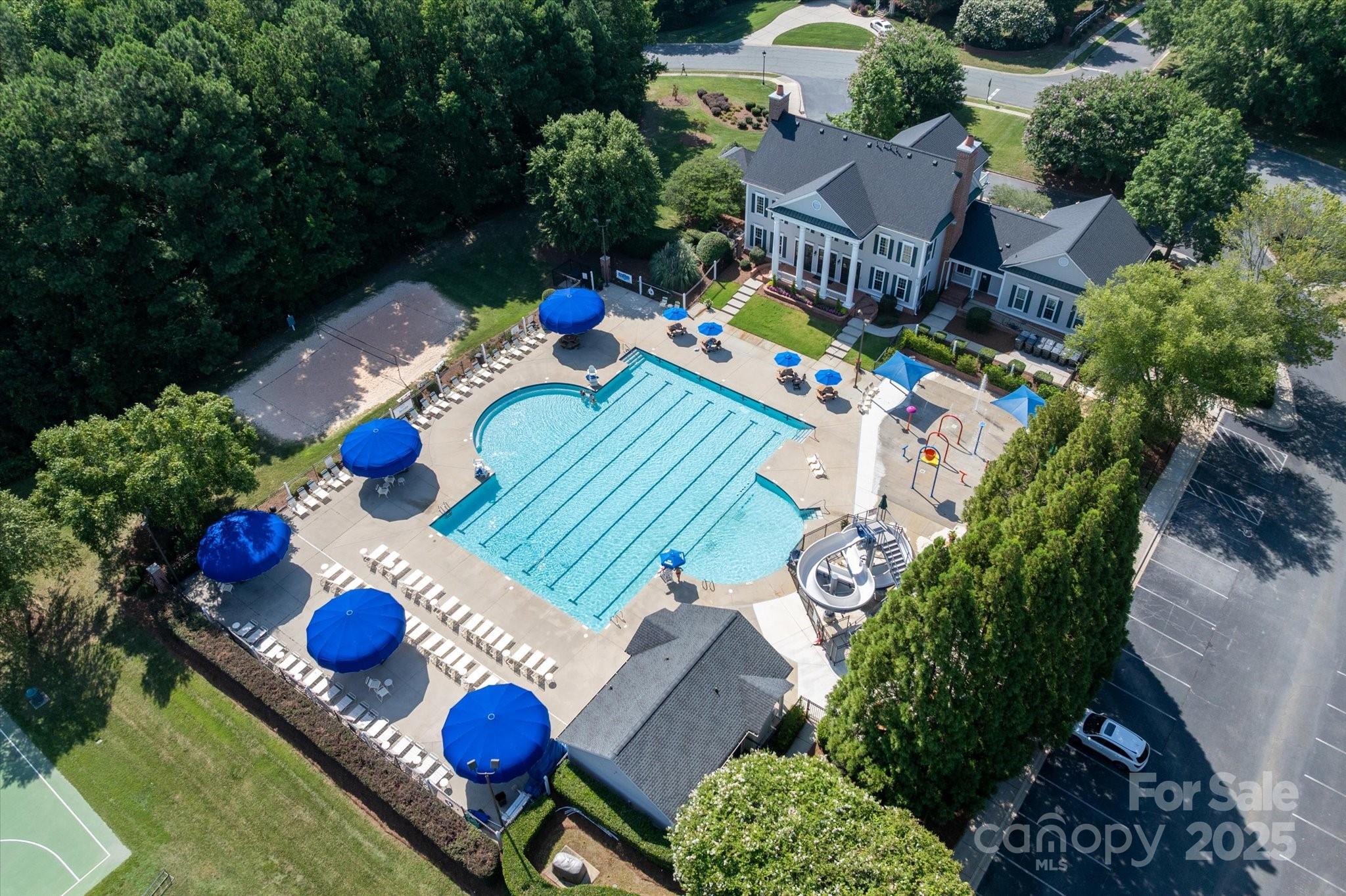 The Gates at Bridgehampton - Residential